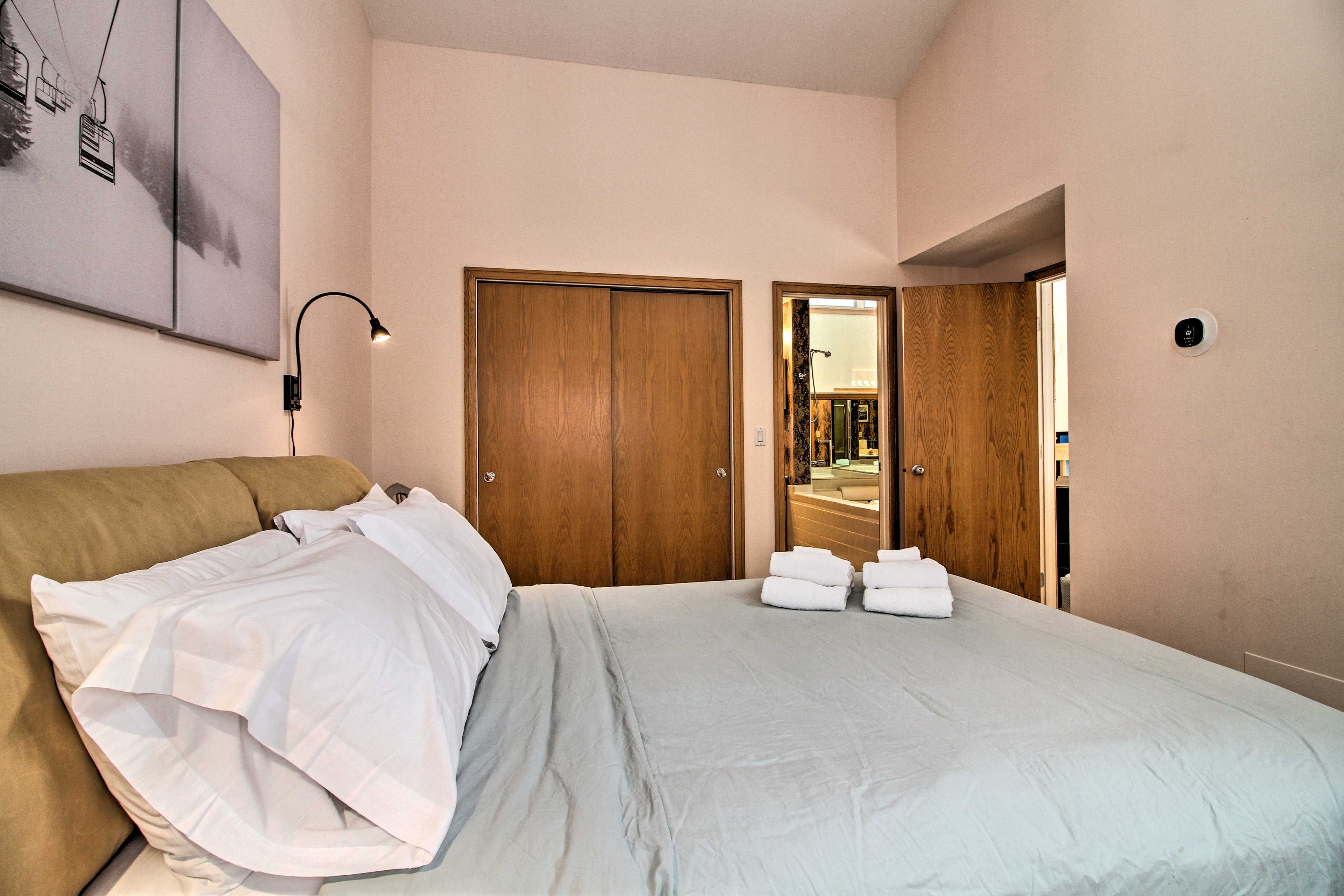 Bedroom 1 | Linens Provided