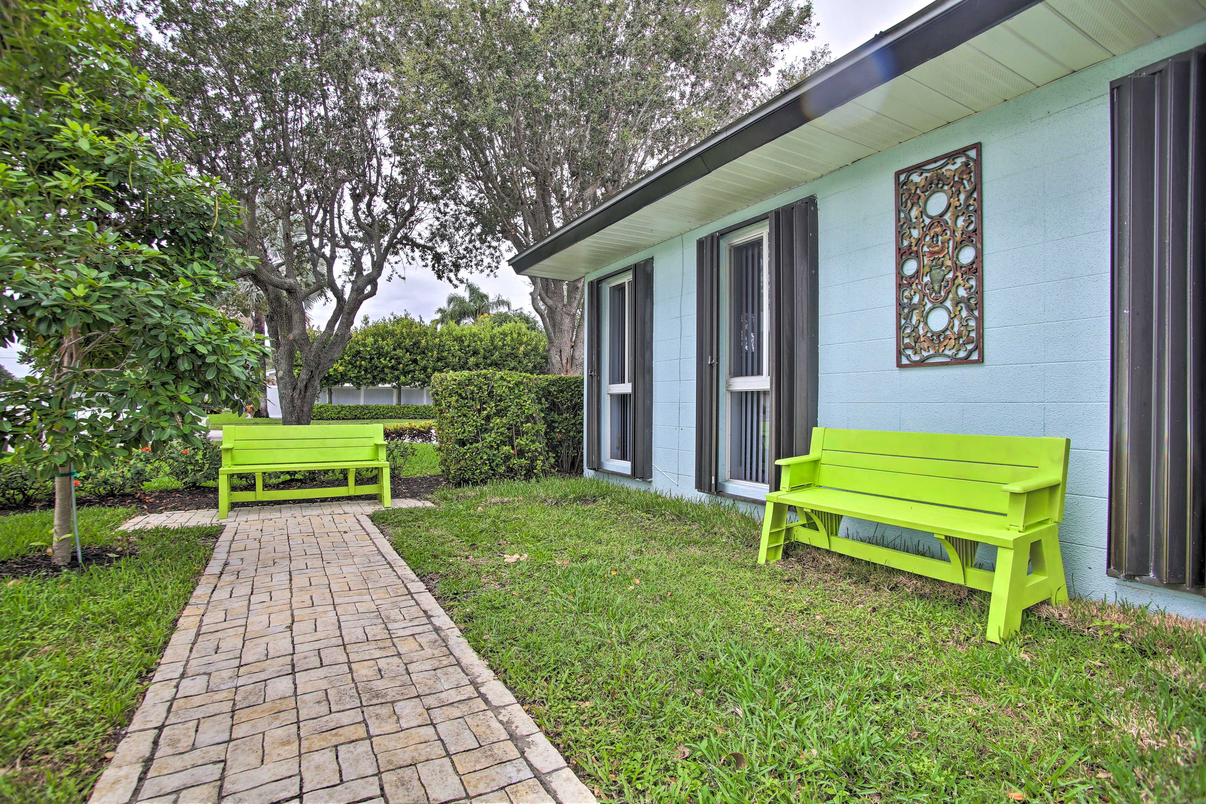 Exterior | Front Patio