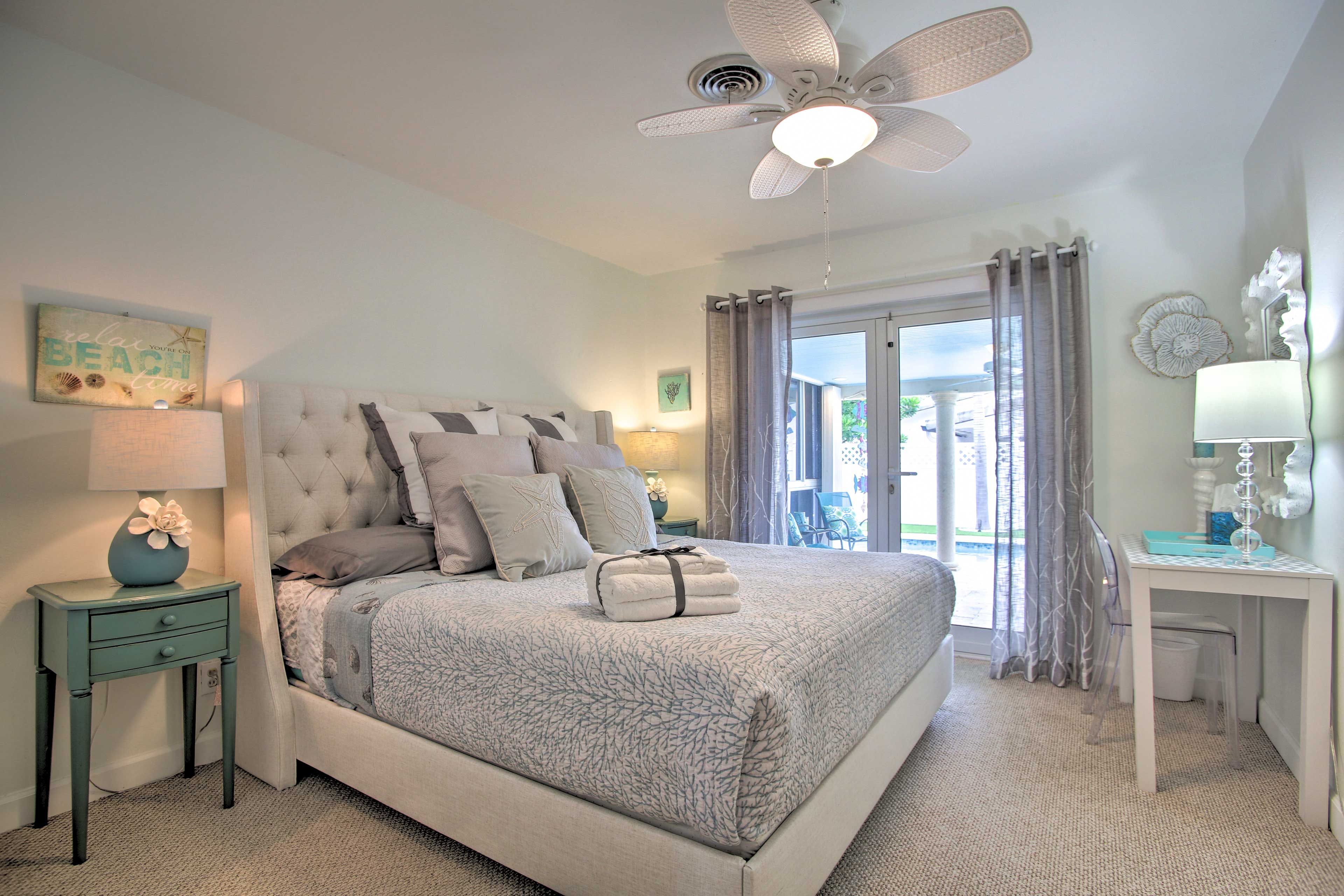 Bedroom 1 | King Bed | Linens Provided
