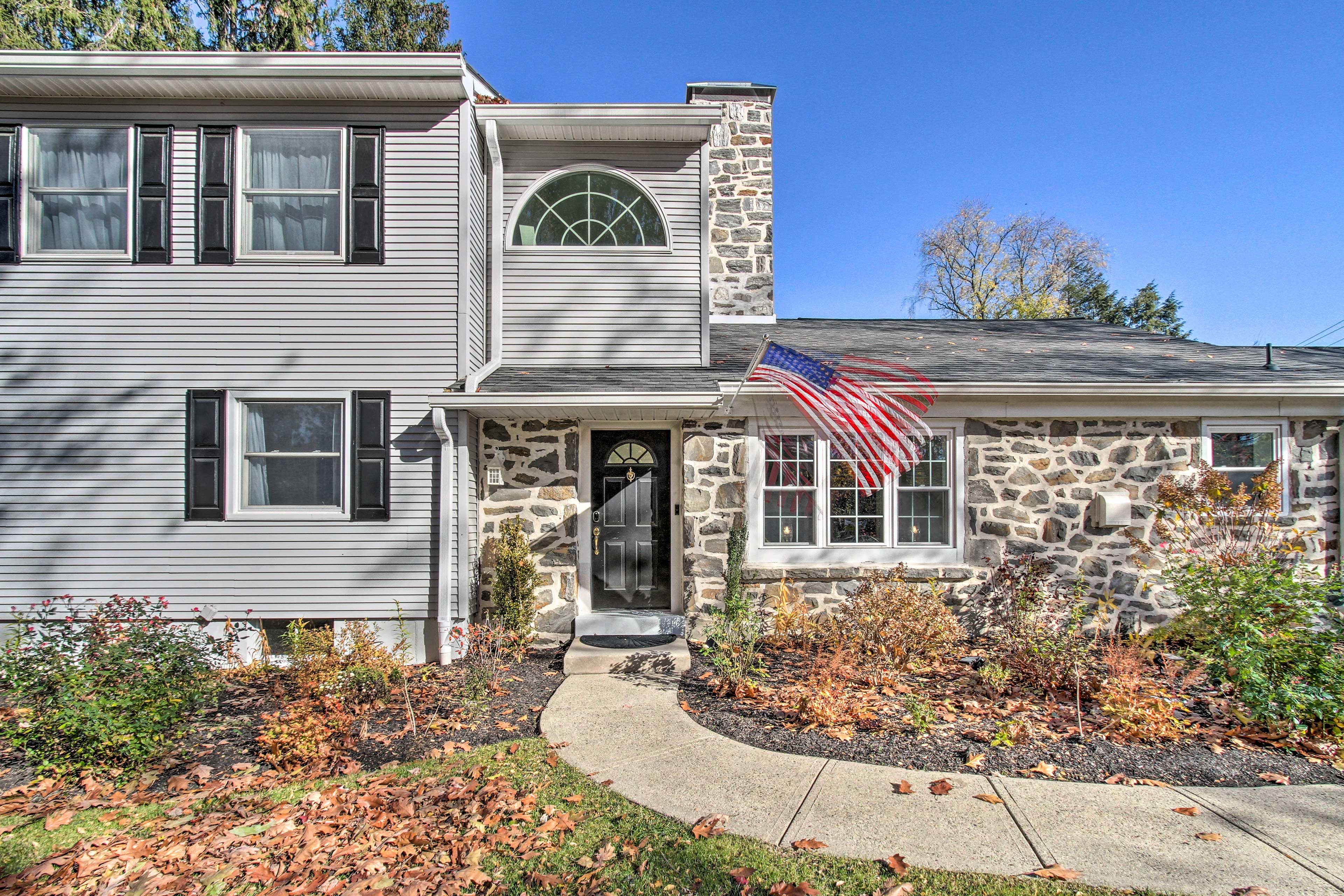 Exterior | Front Entrance