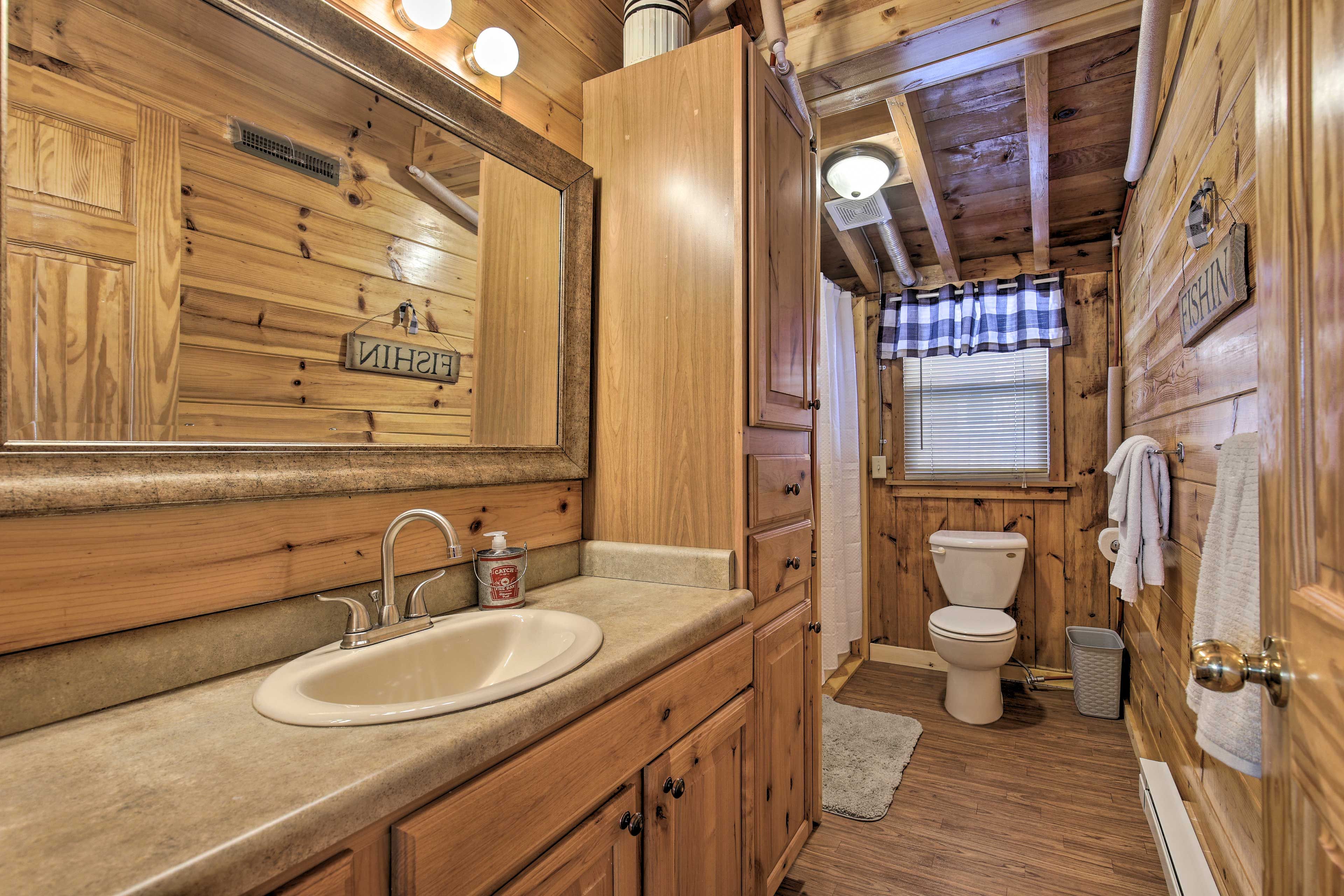 Full Bathroom