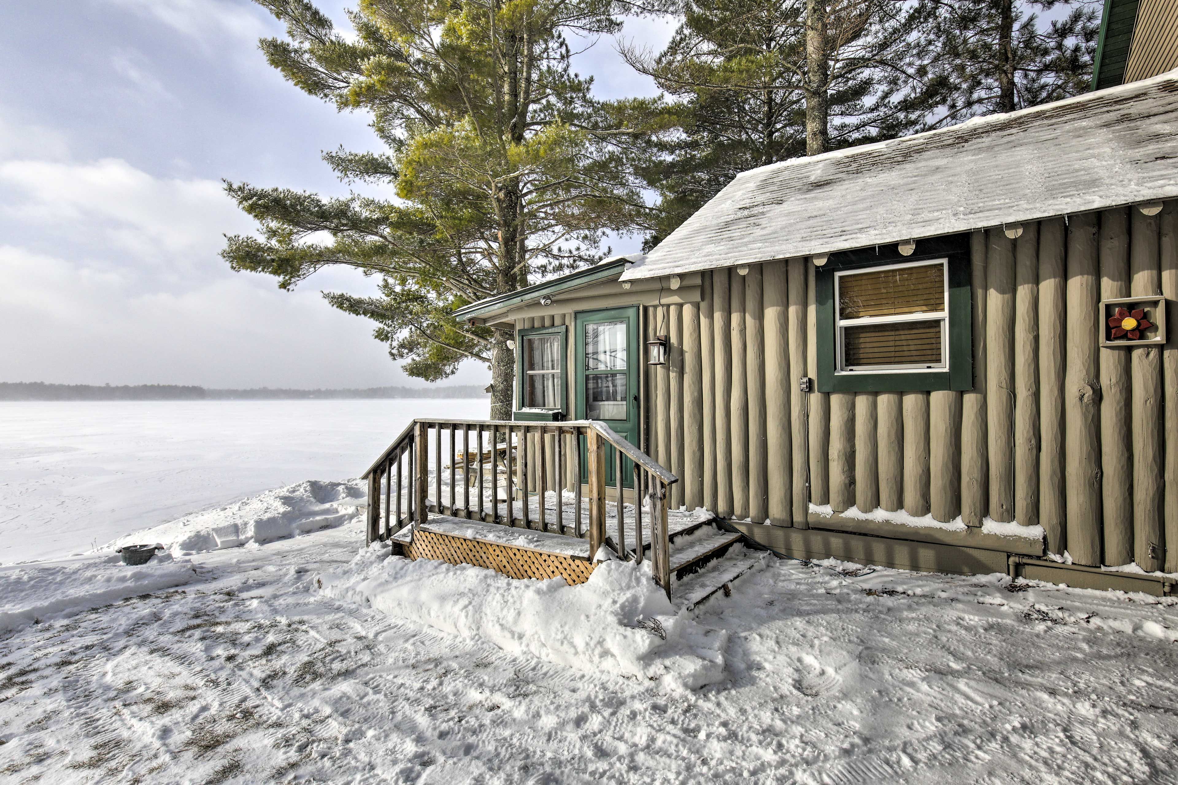 Property Exterior | Gas Grill | Deck