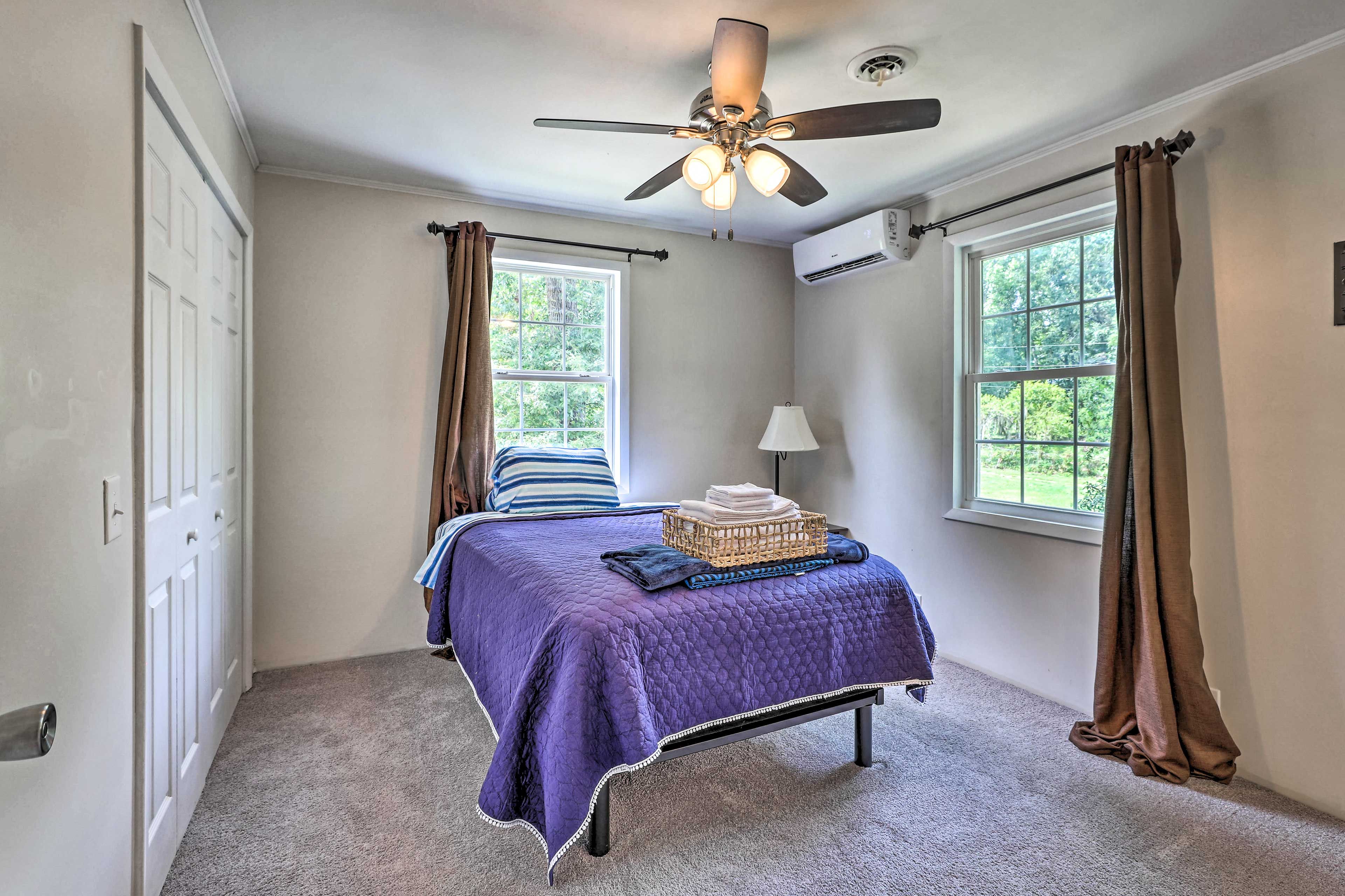 Bedroom 1 | Queen Bed | En-Suite Bathroom | 2nd Floor