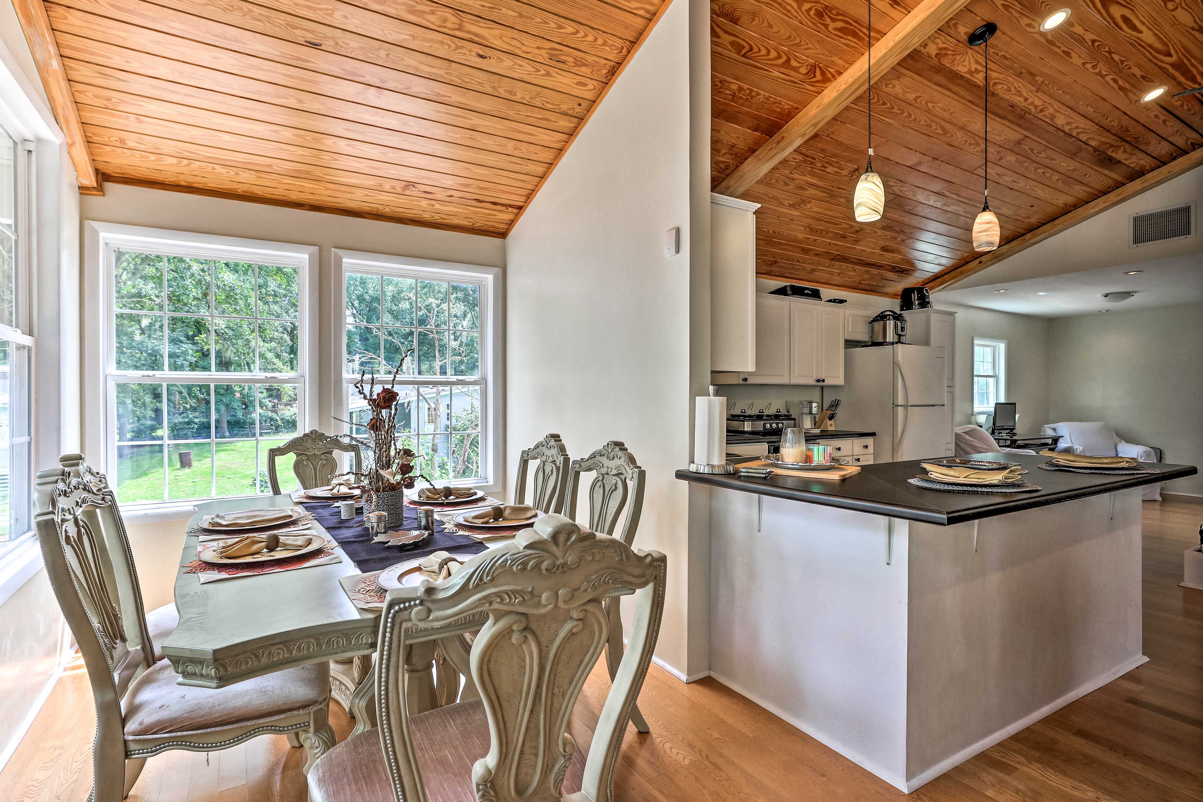 Dining Area | 2nd Floor