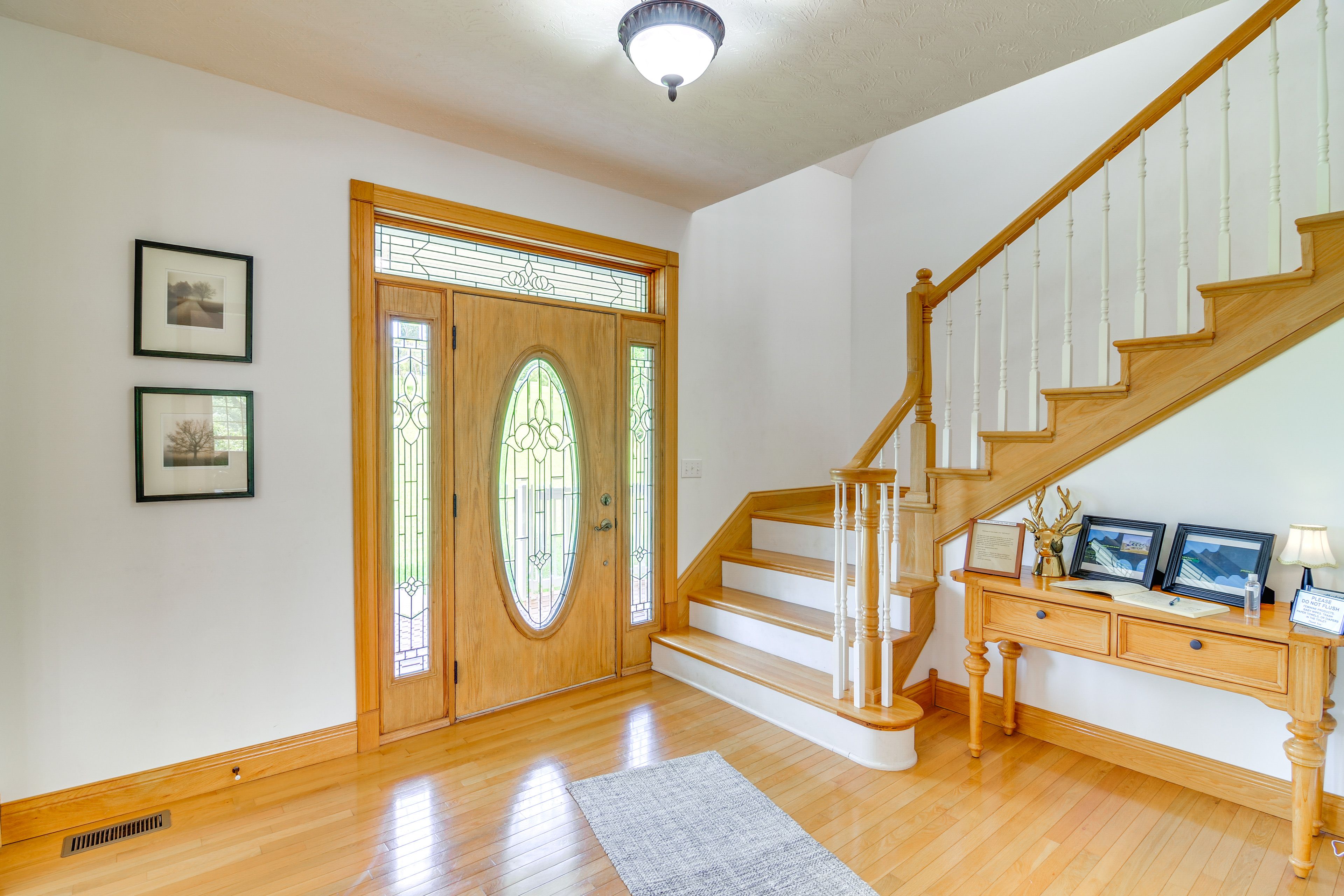 Main Entry | Steps to 2nd Floor