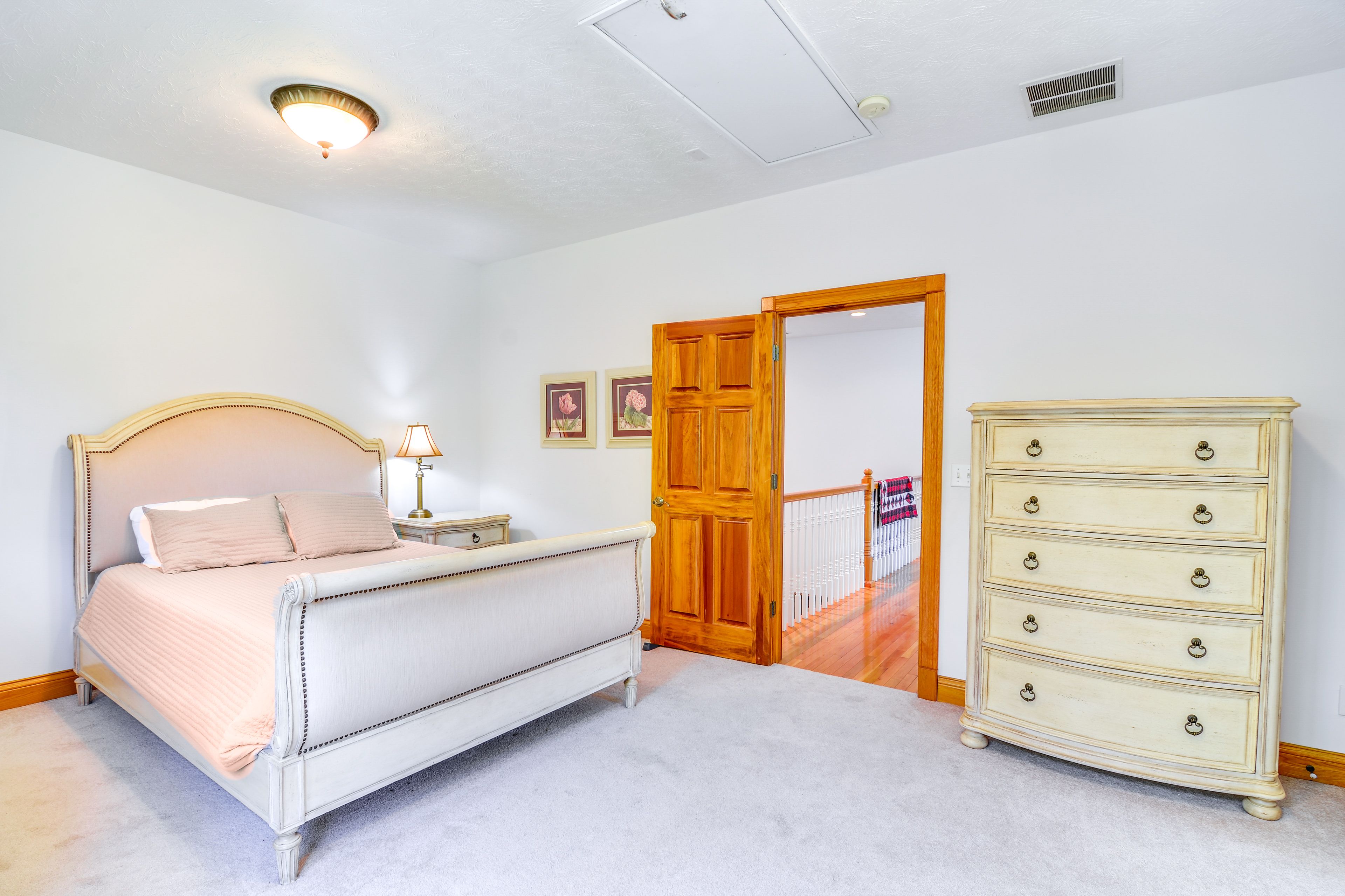 Bedroom 4 | Queen Bed | 2nd Floor