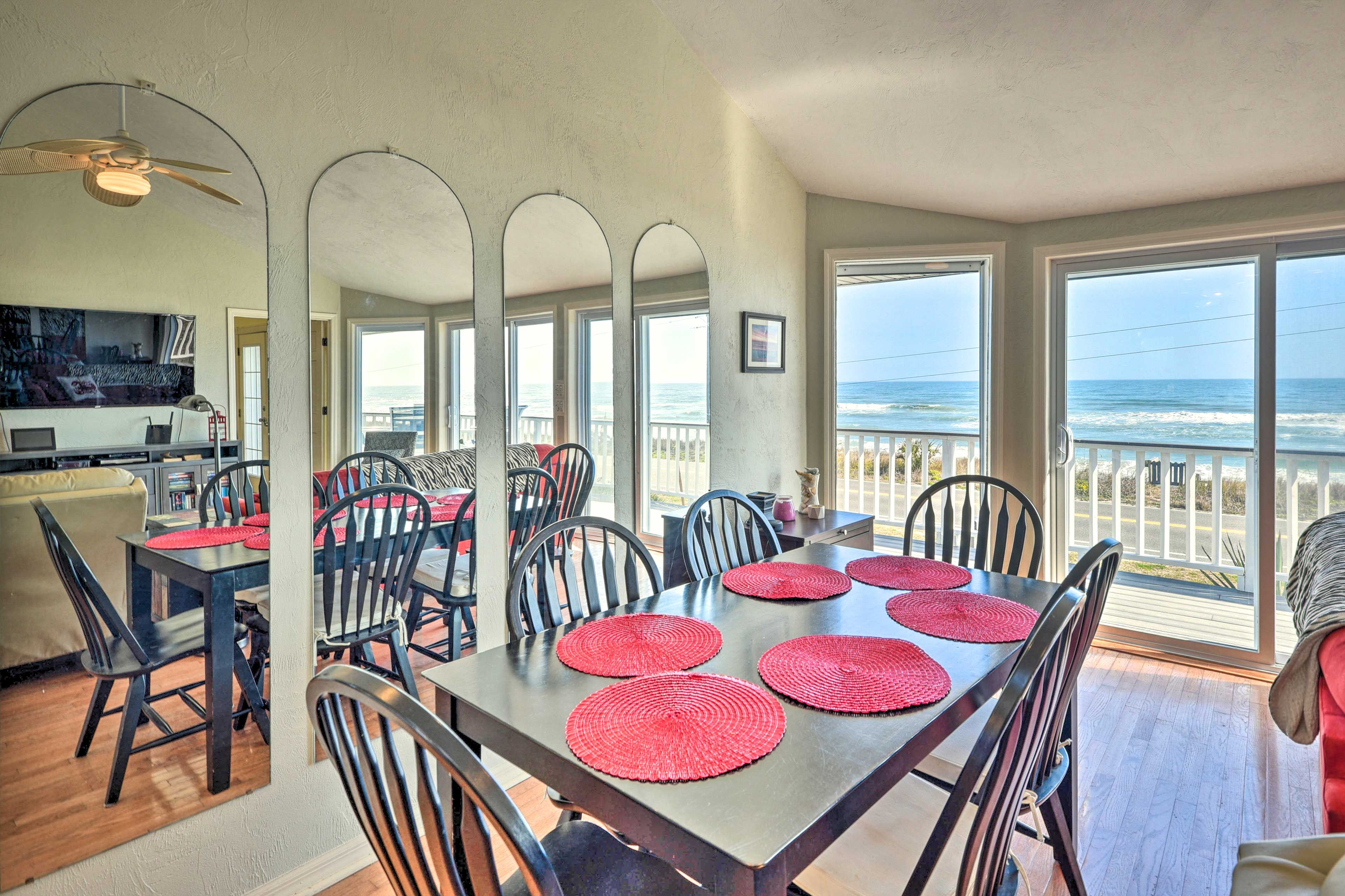Dining Room | Dishware/Flatware Provided
