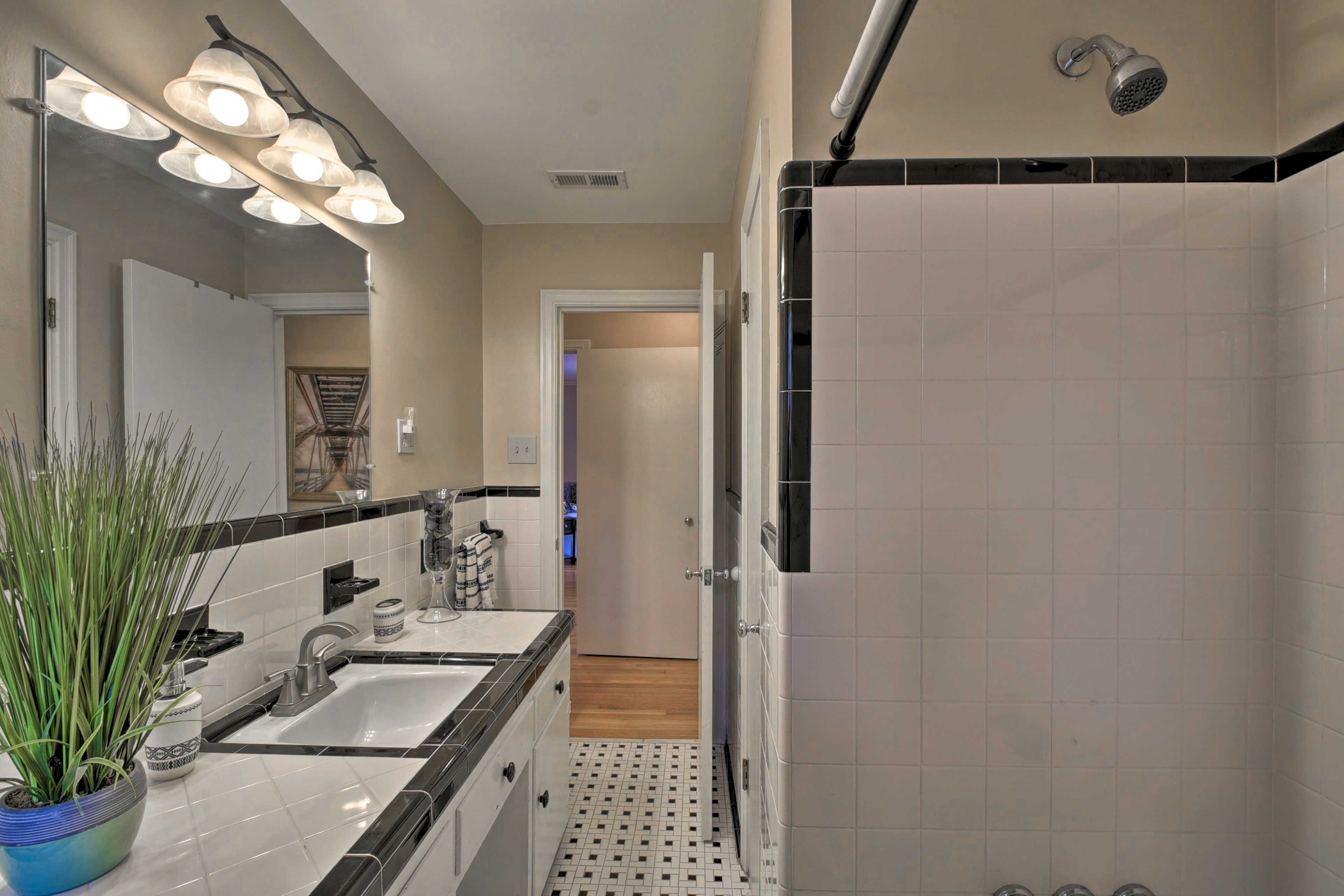 Bathroom | Complimentary Toiletries
