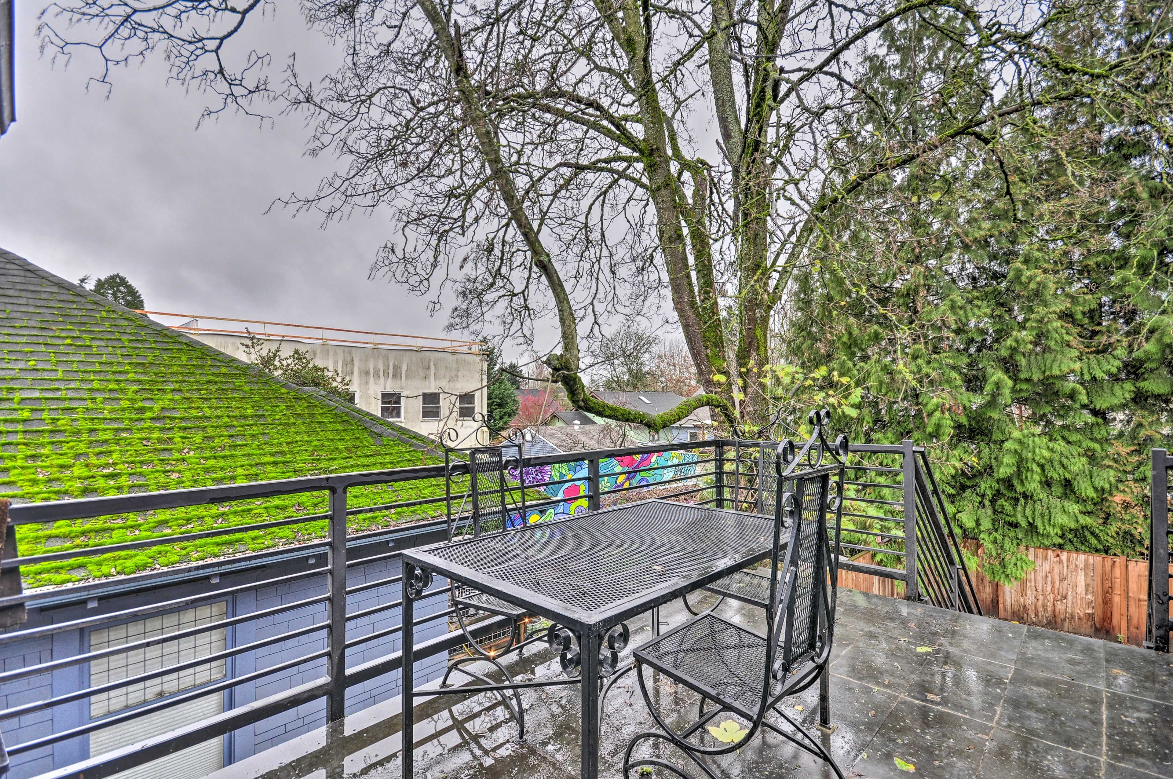 Deck | Dining Set