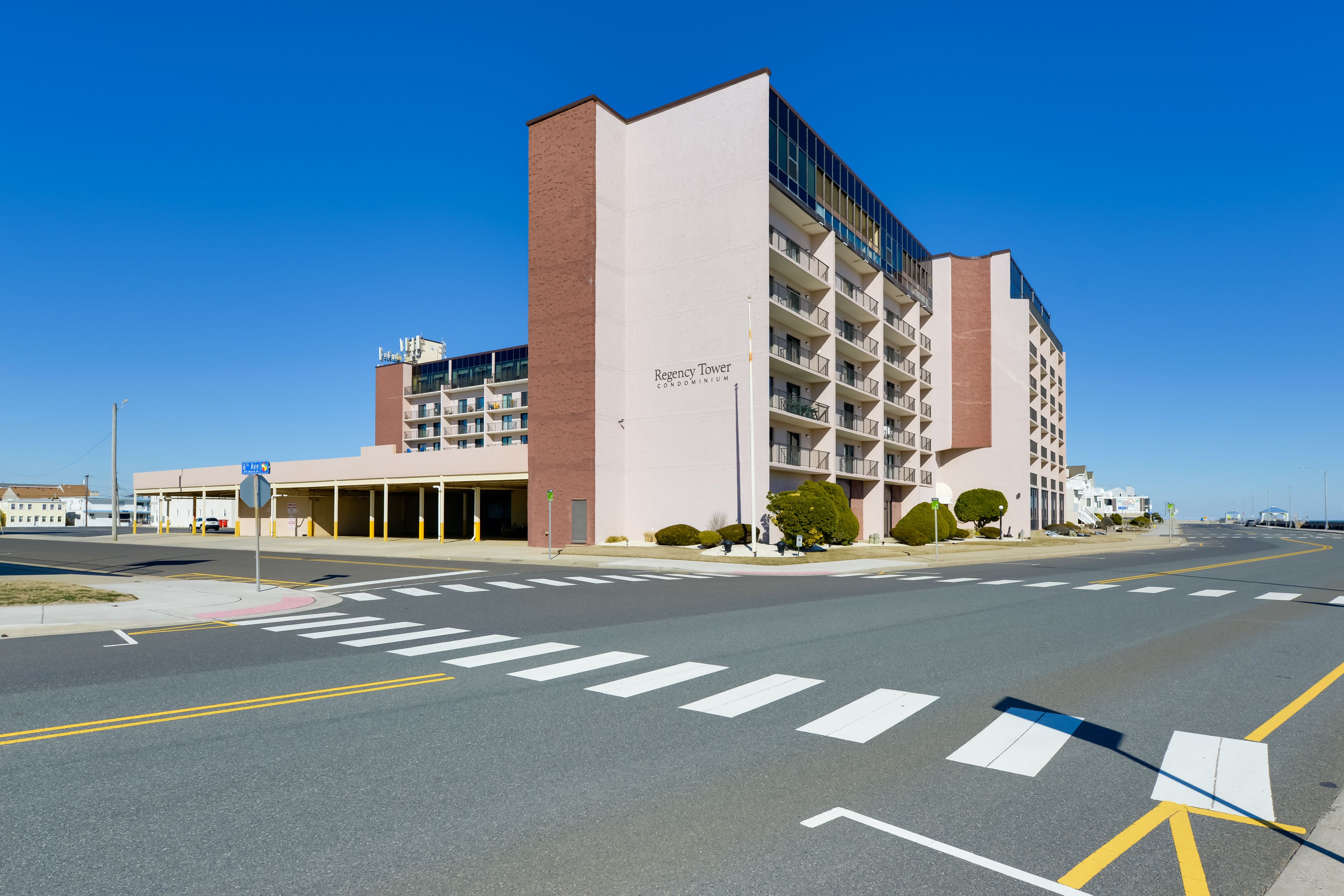 Parking | Community Parking Lot (1 Vehicle)