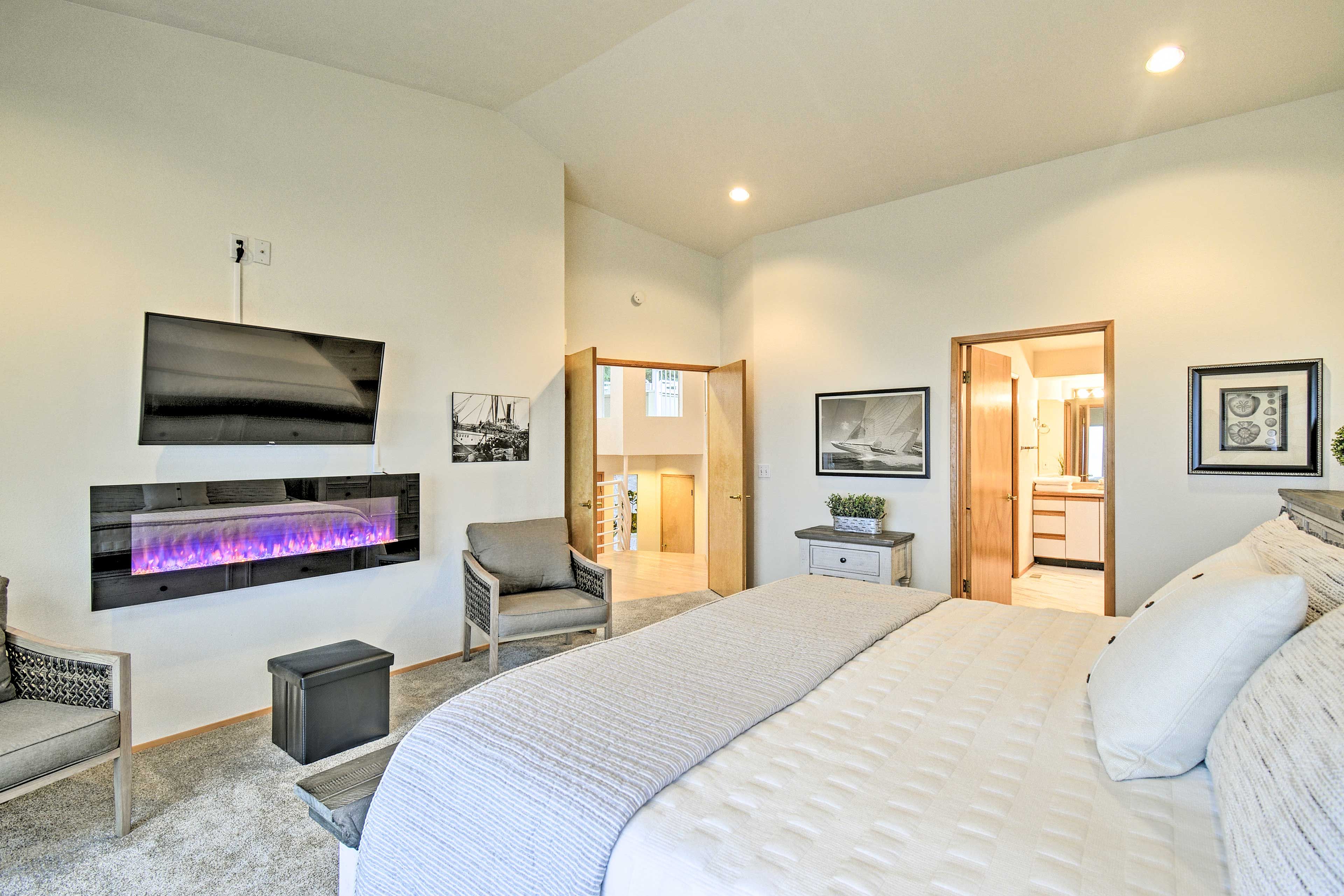 Bedroom 1 | Electric Fireplace