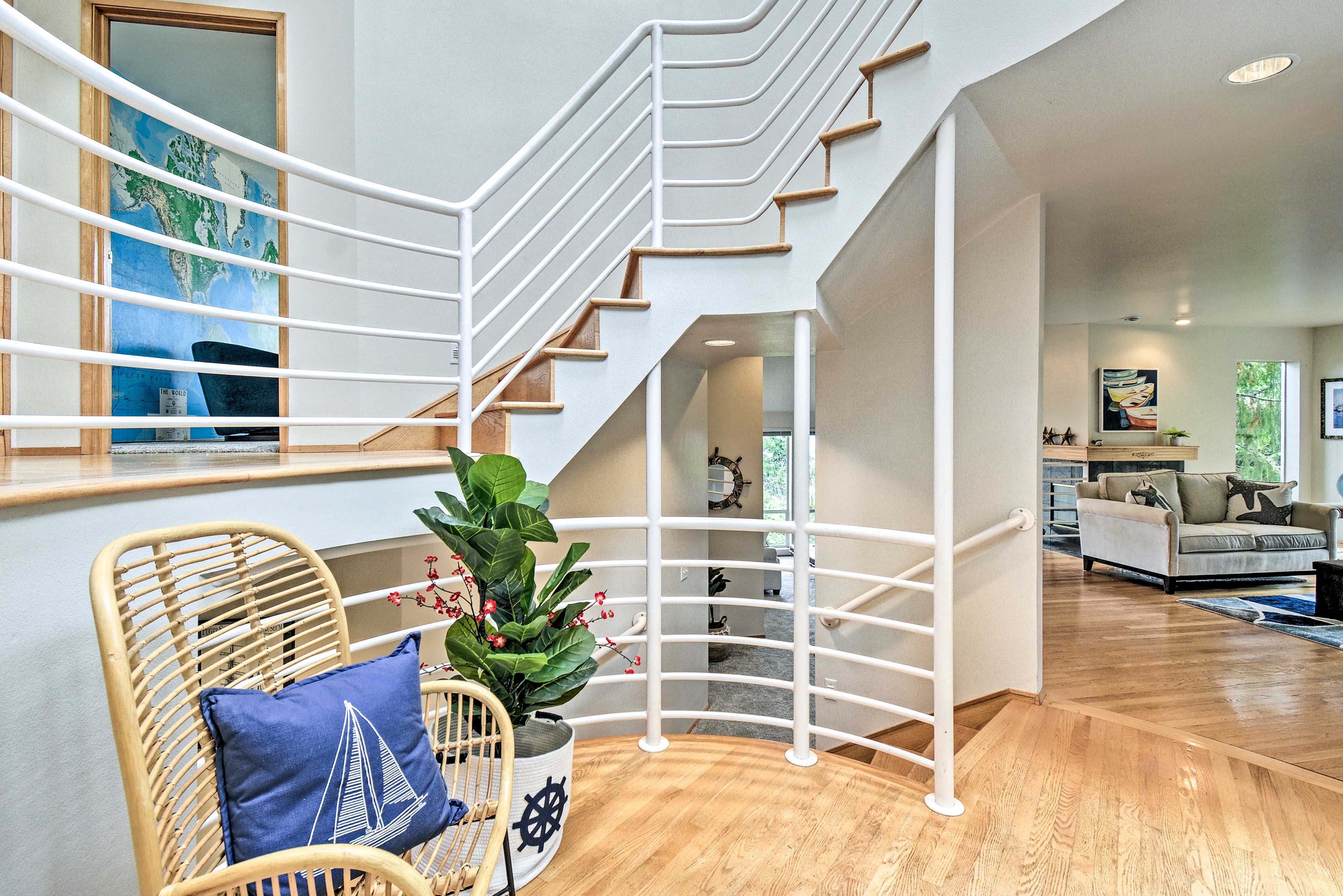 Front Entryway | Keyless Entry