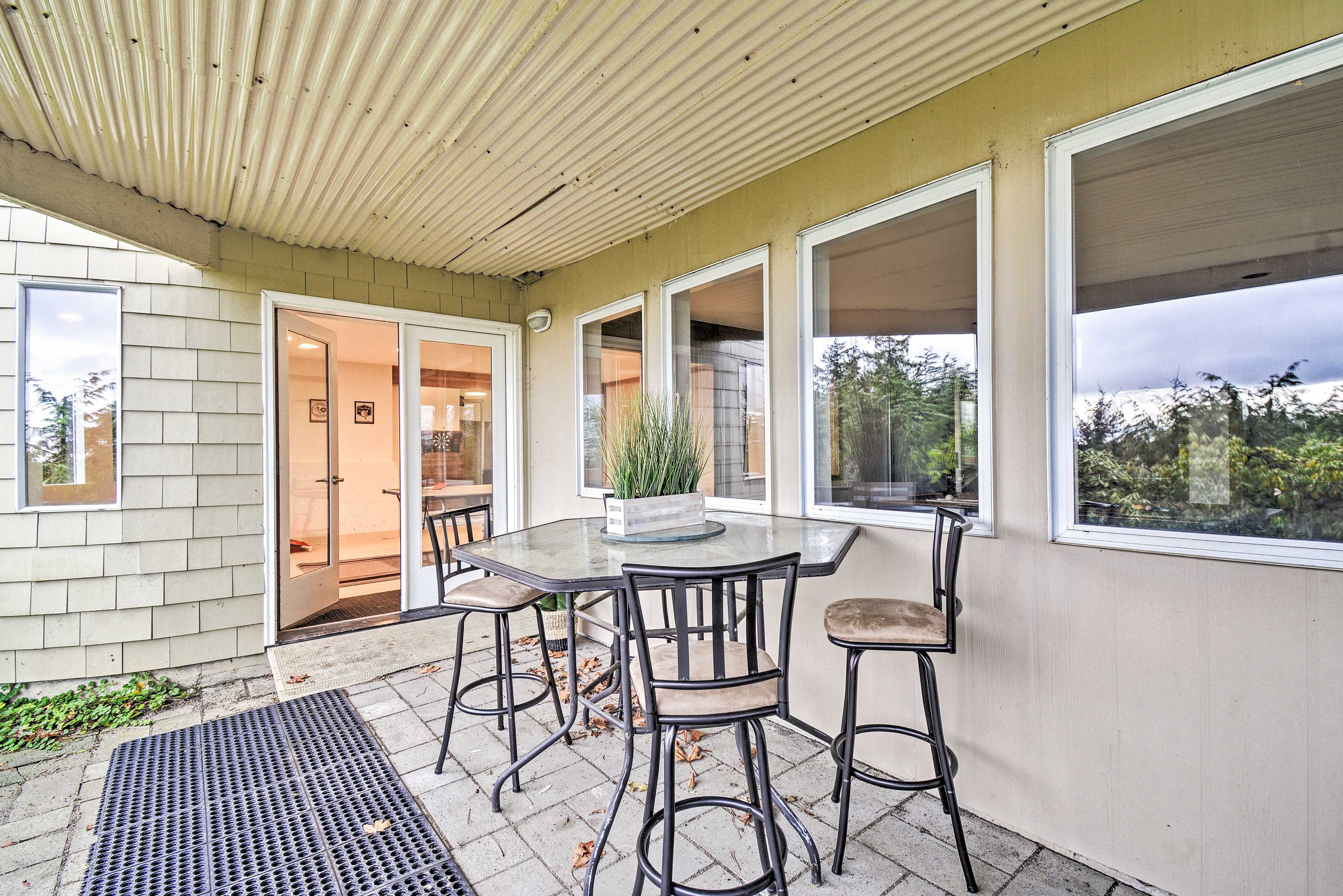 Patio | Outdoor Dining Area