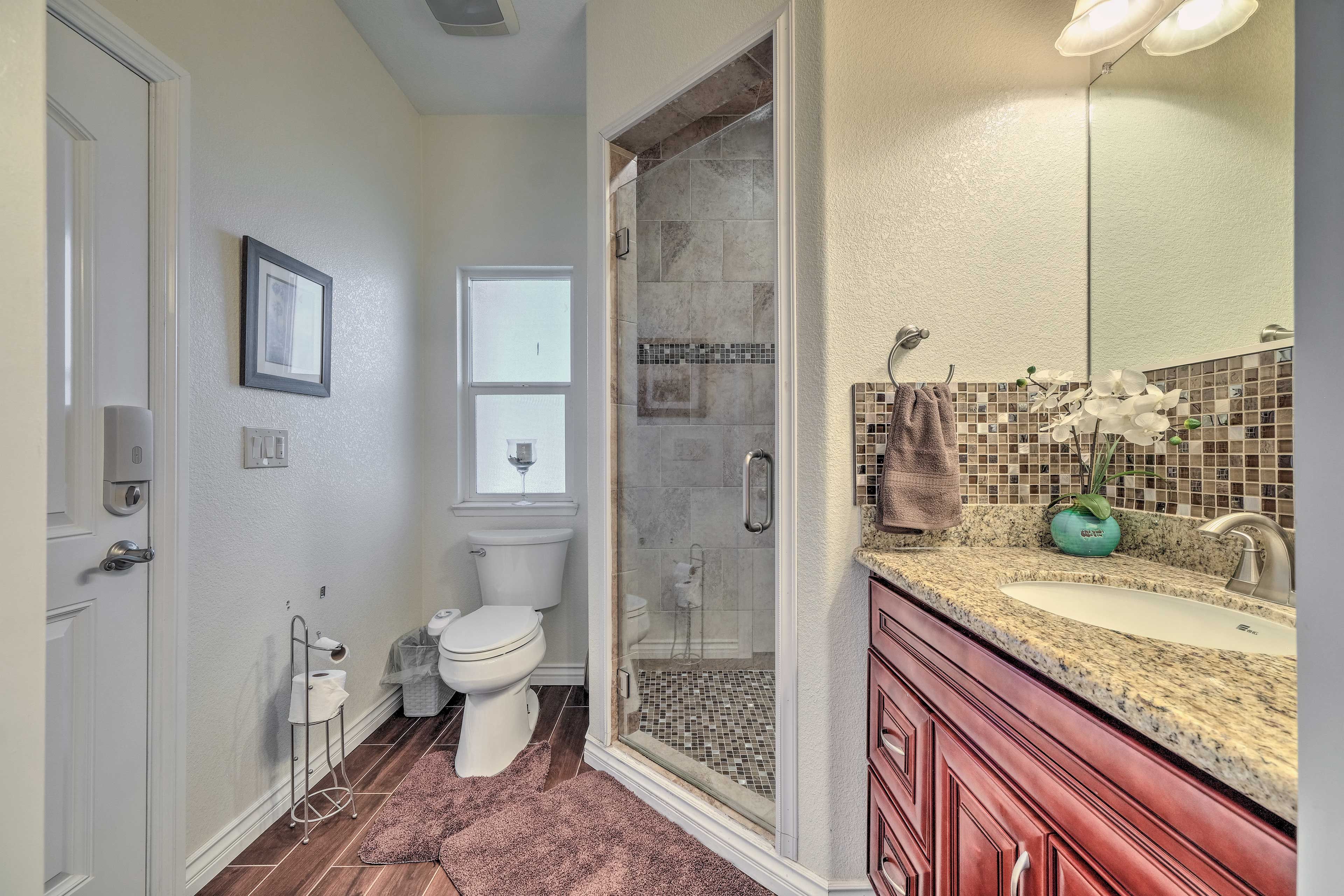 Full Bathroom
