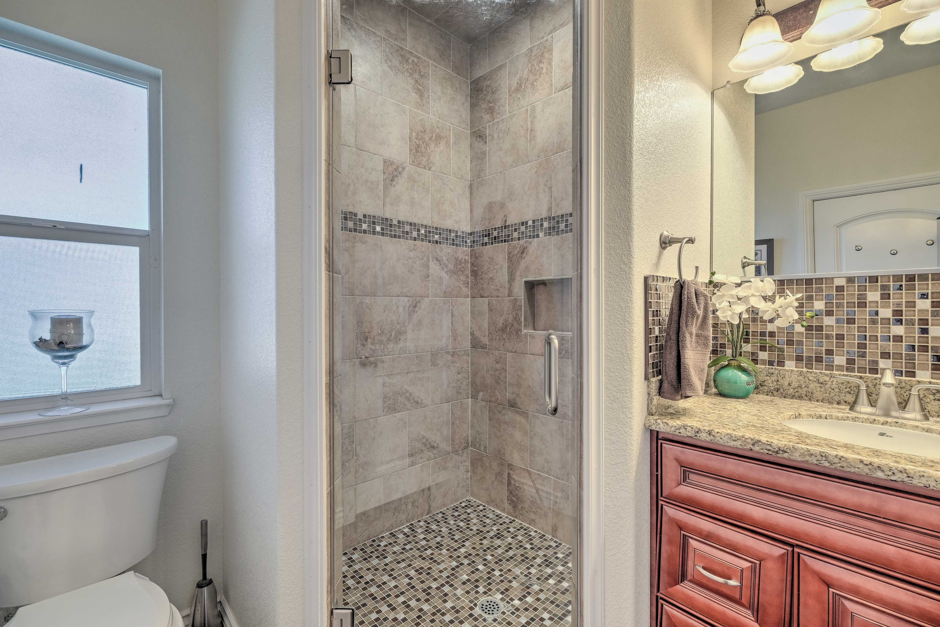 Full Bathroom