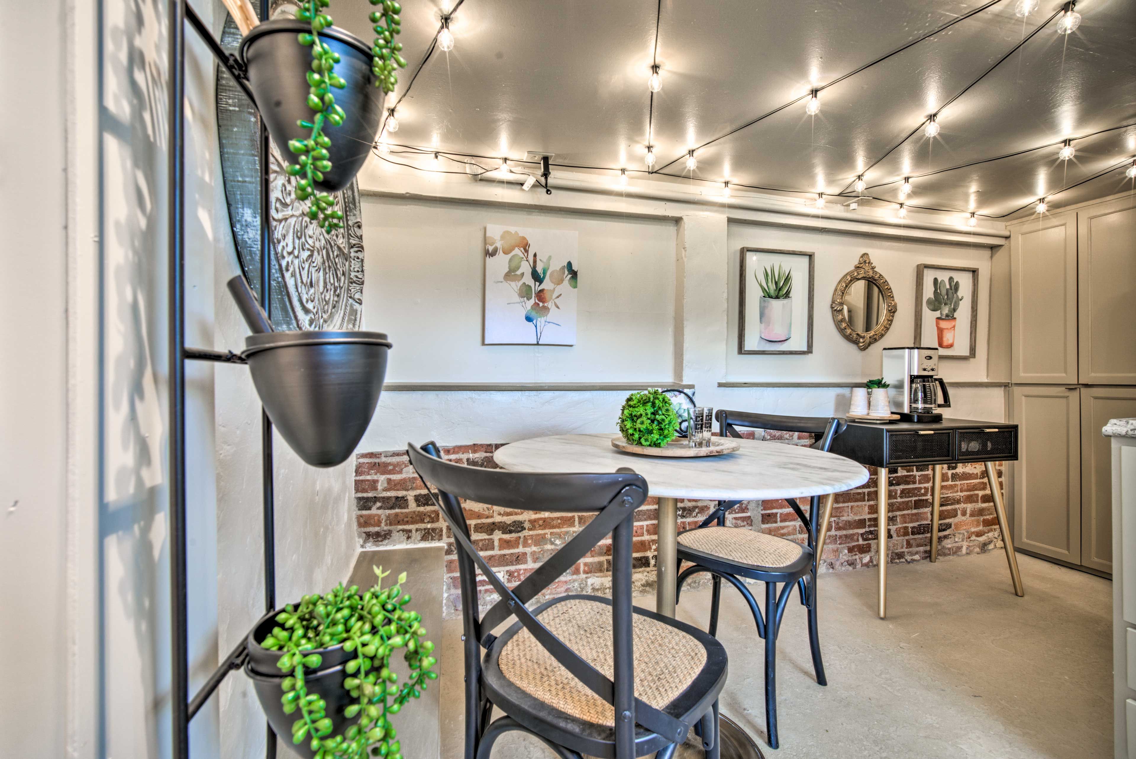 Dining Area | Coffee Maker