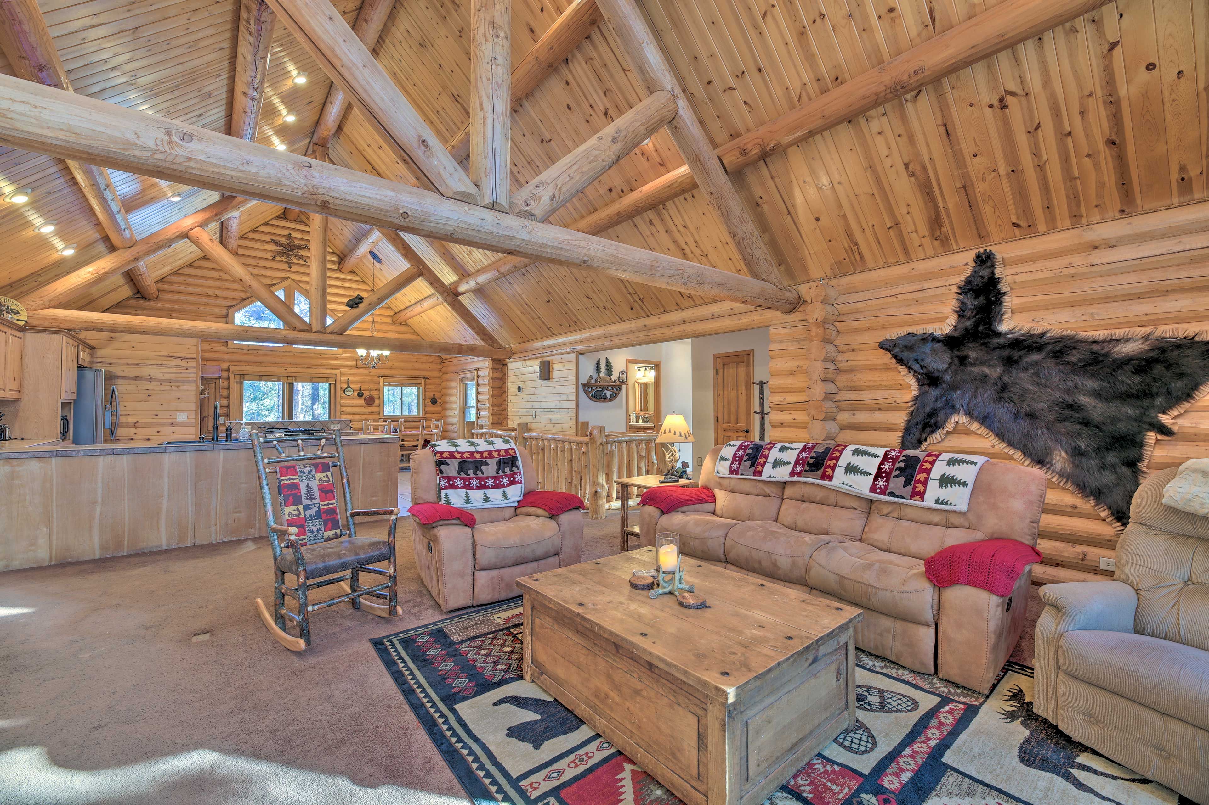Living Room | Gas Fireplace