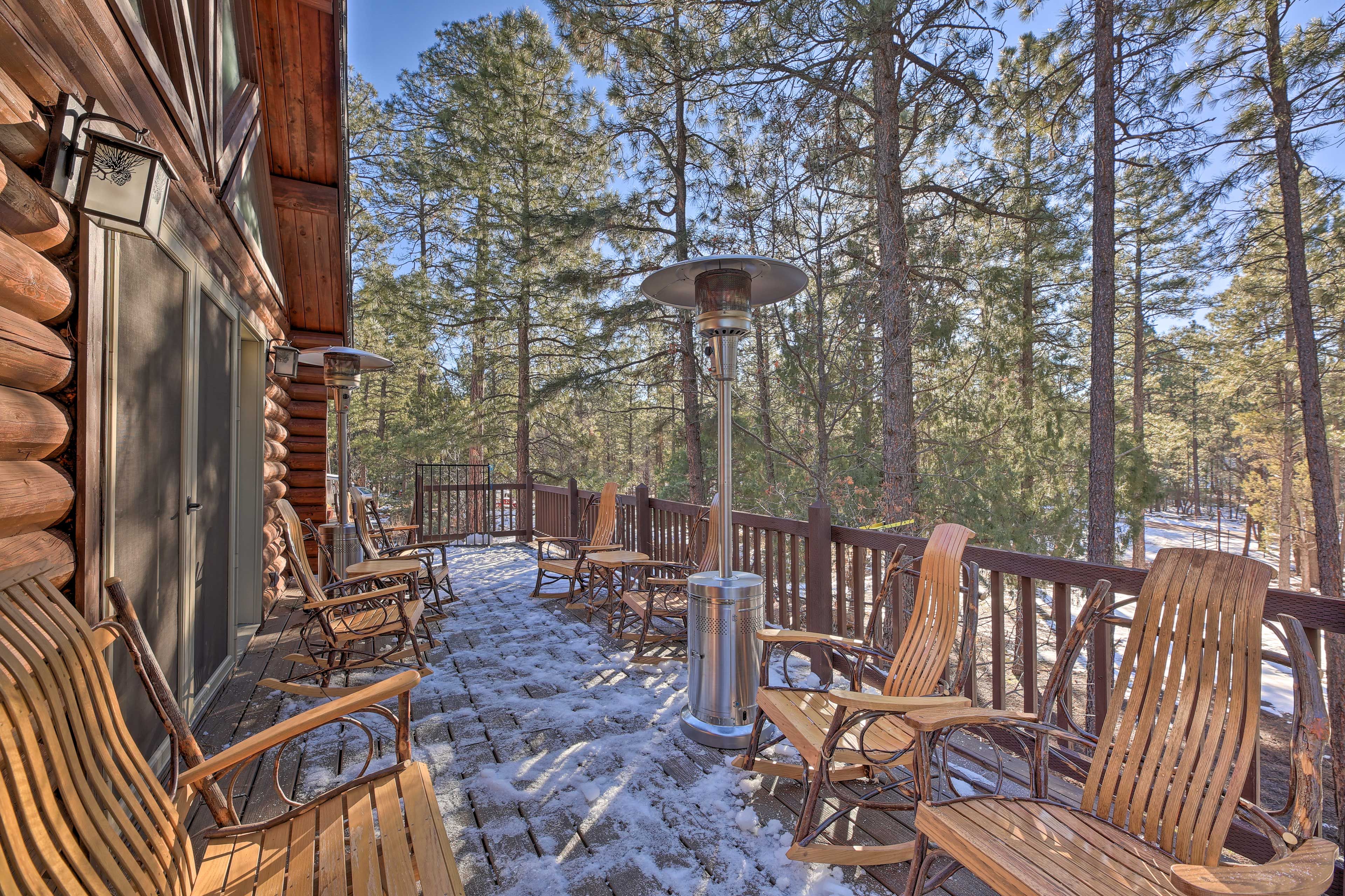 Show Low Vacation Rental | 3BR | 2BA | Free WiFi | Stairs Required to Enter