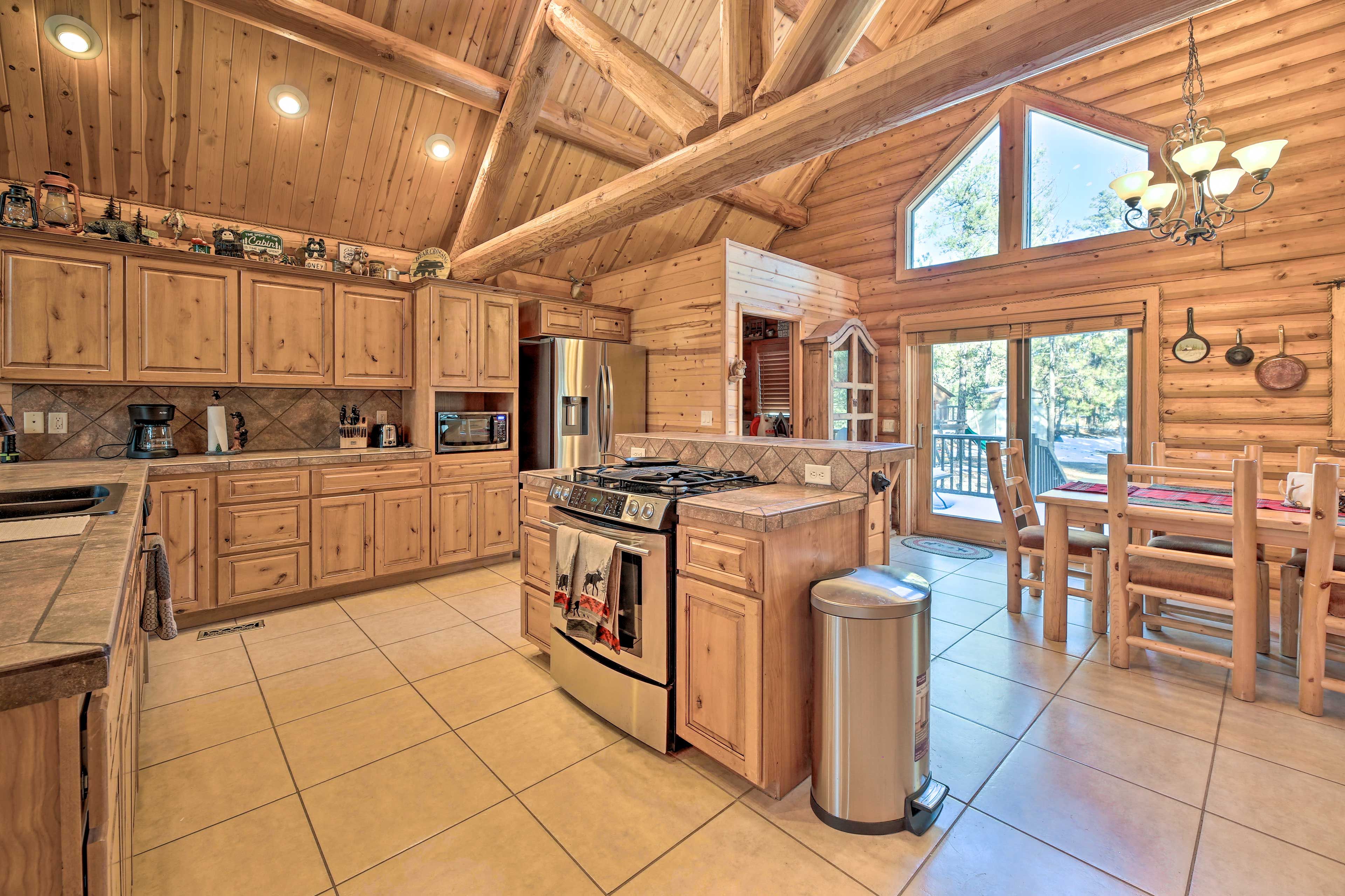 Fully Equipped Kitchen | Pots & Pans
