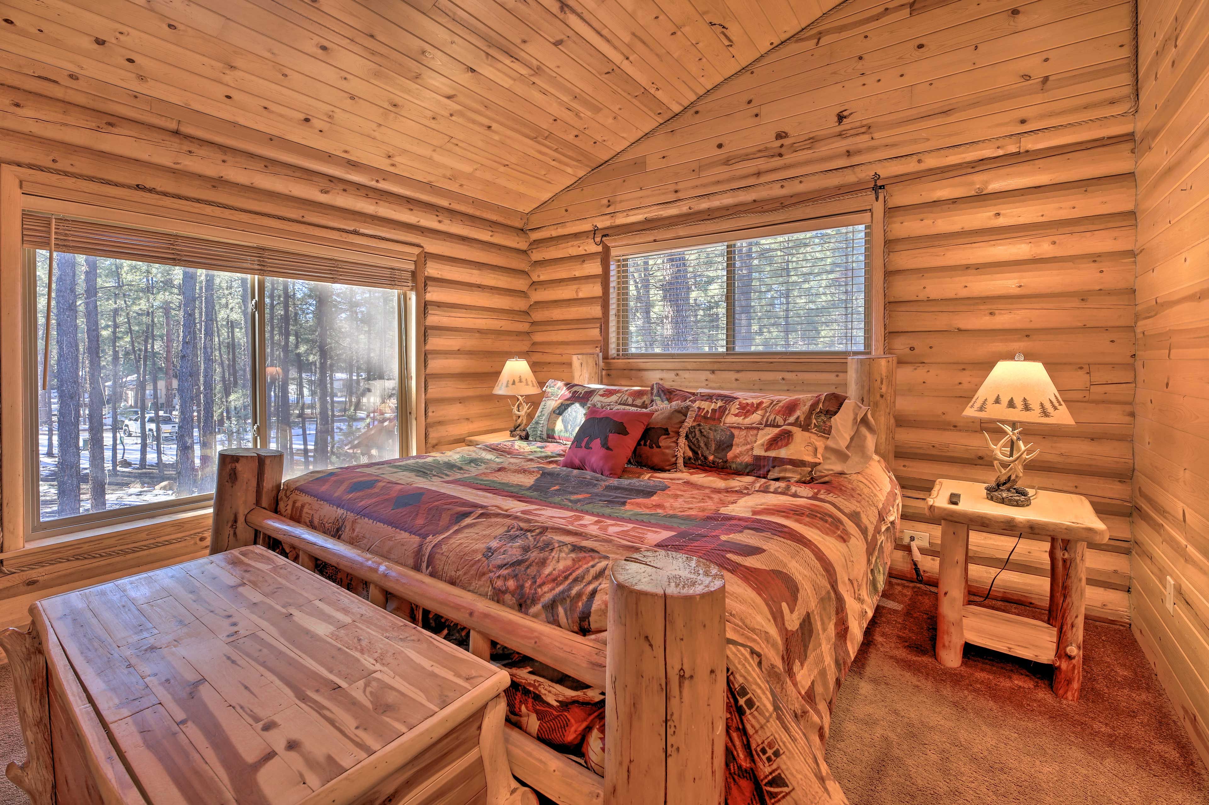 Bedroom 1 | King Bed | Single-Story Interior