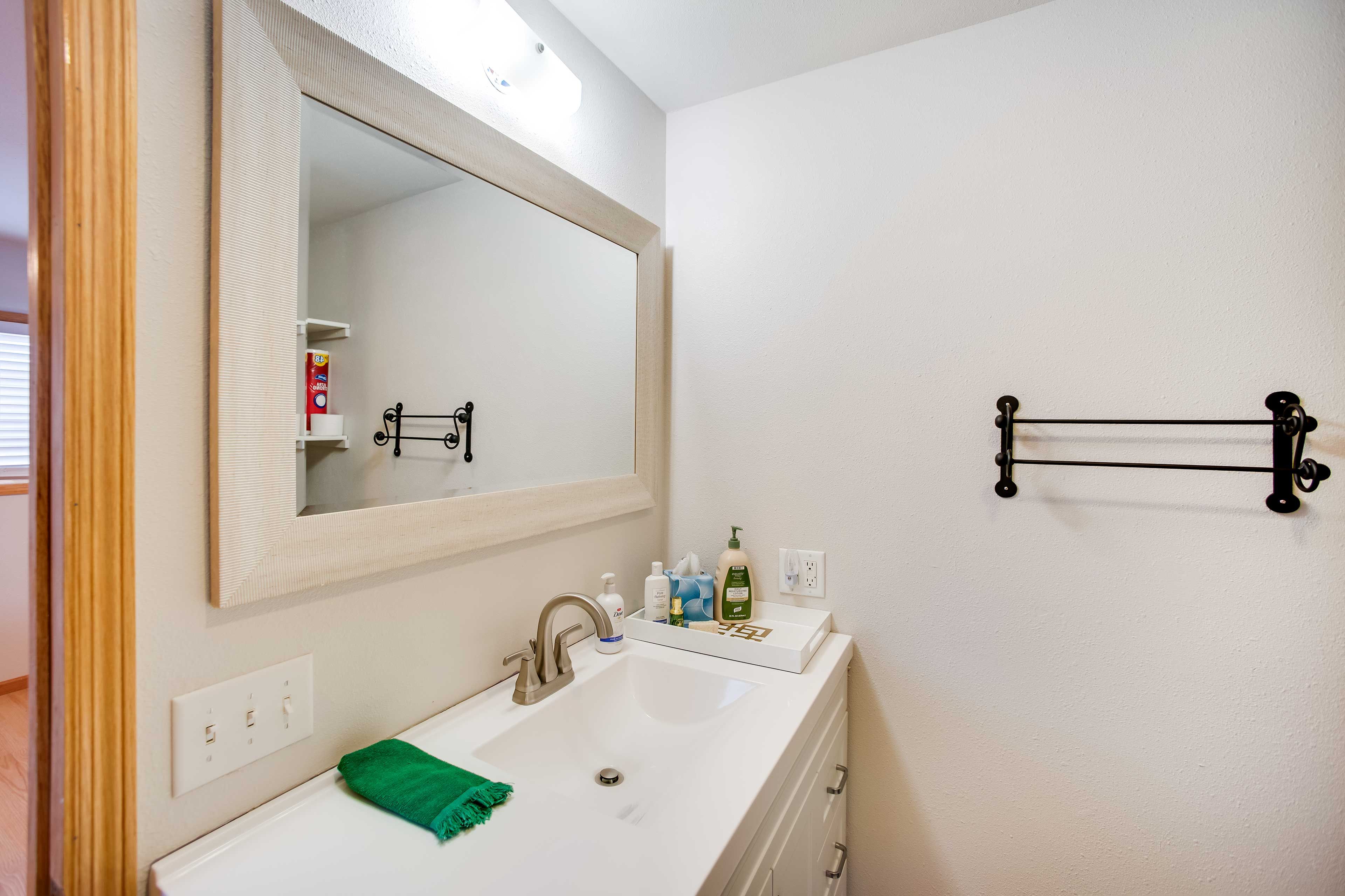 Bathroom | Towels & Linens Provided