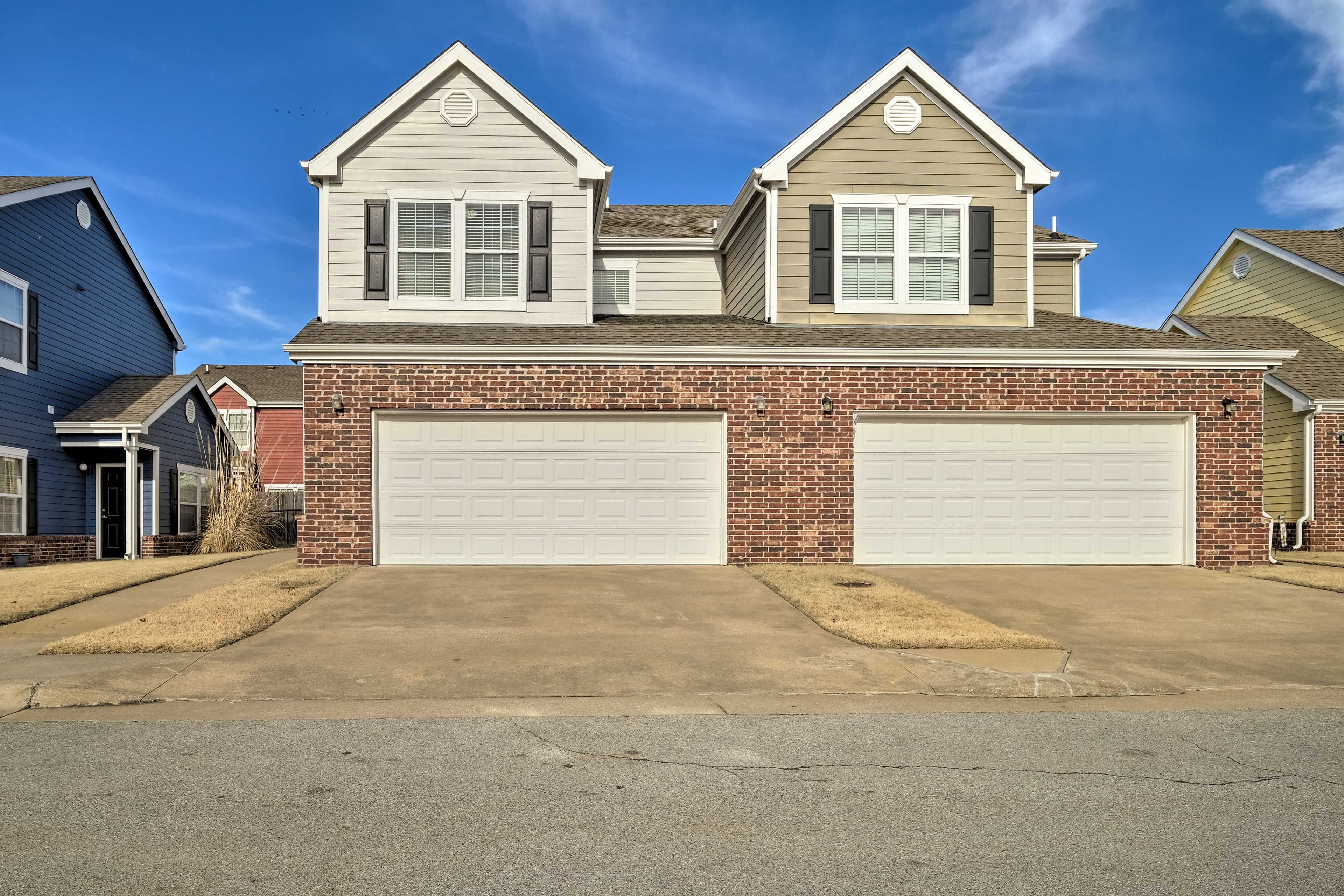 Parking | Garage (2 Vehicles) | Driveway (1 Vehicle)