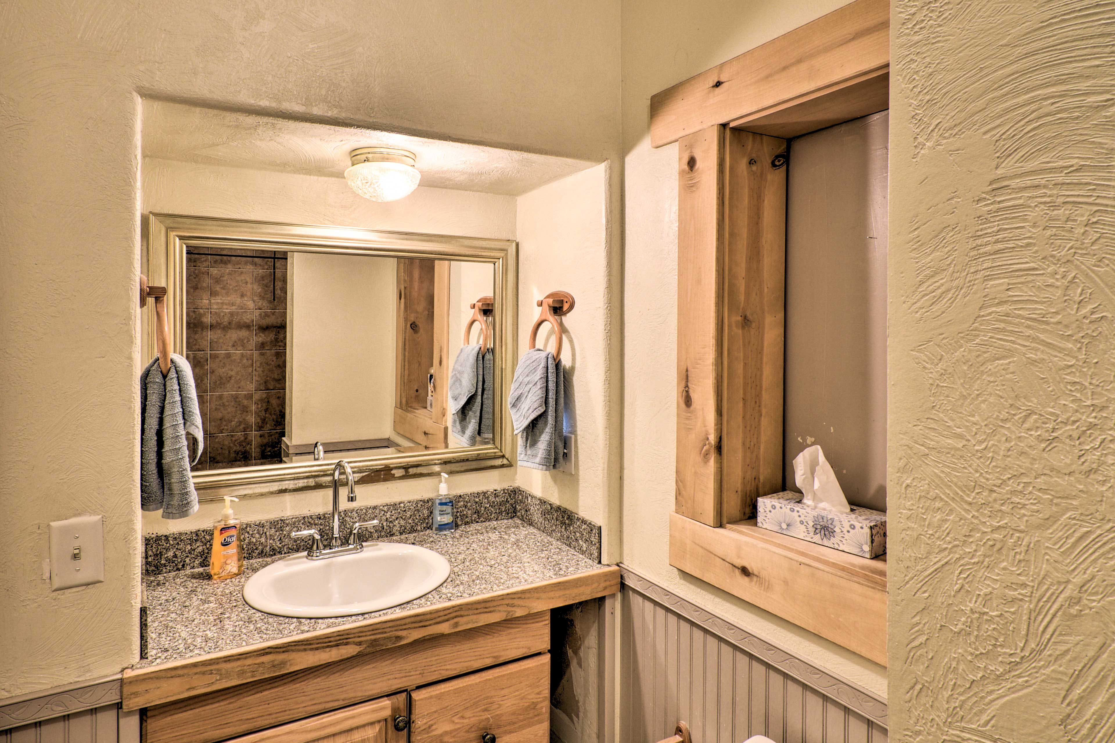 Full Bathroom
