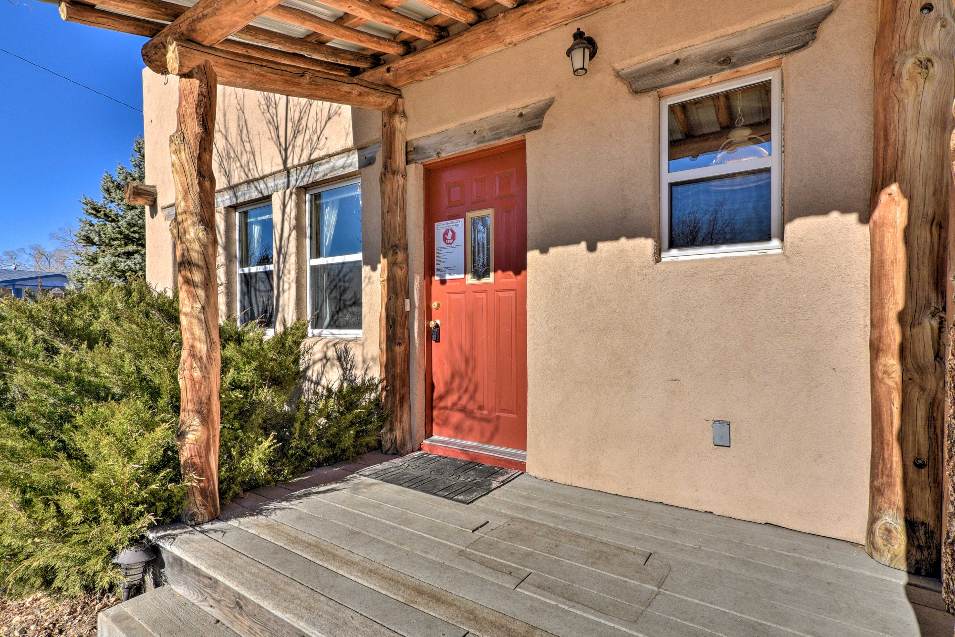Home Entryway | 2 Steps Required