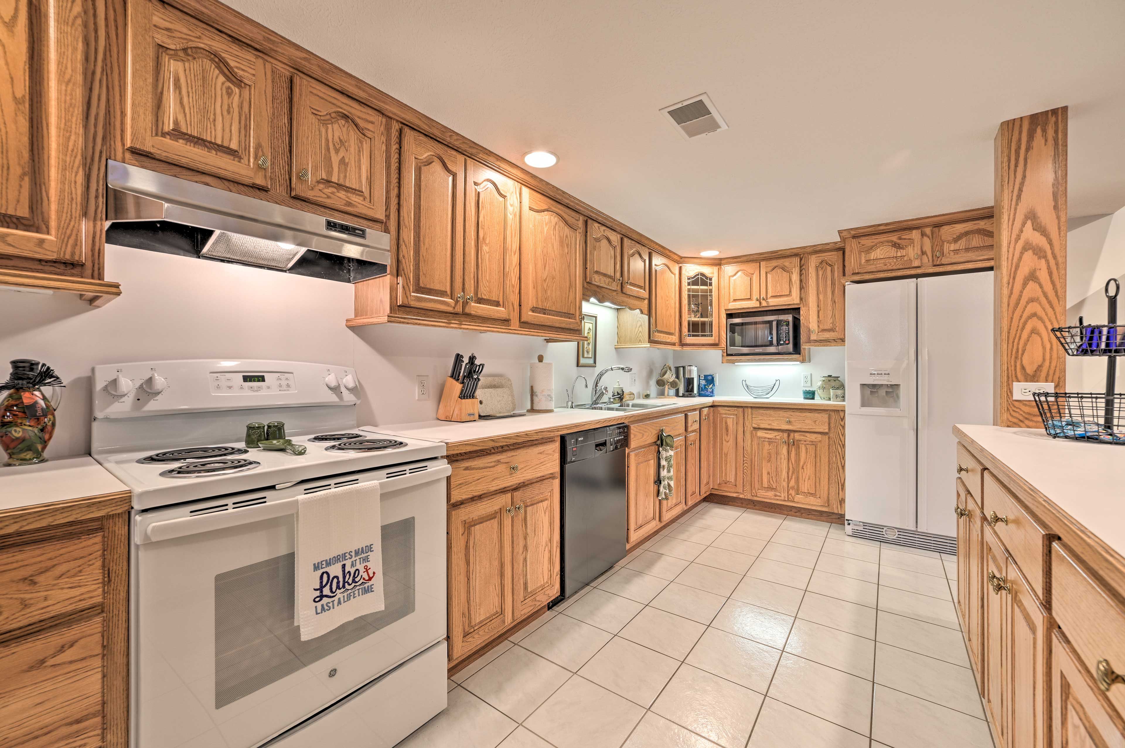 Fully Equipped Kitchen | Complimentary Spices