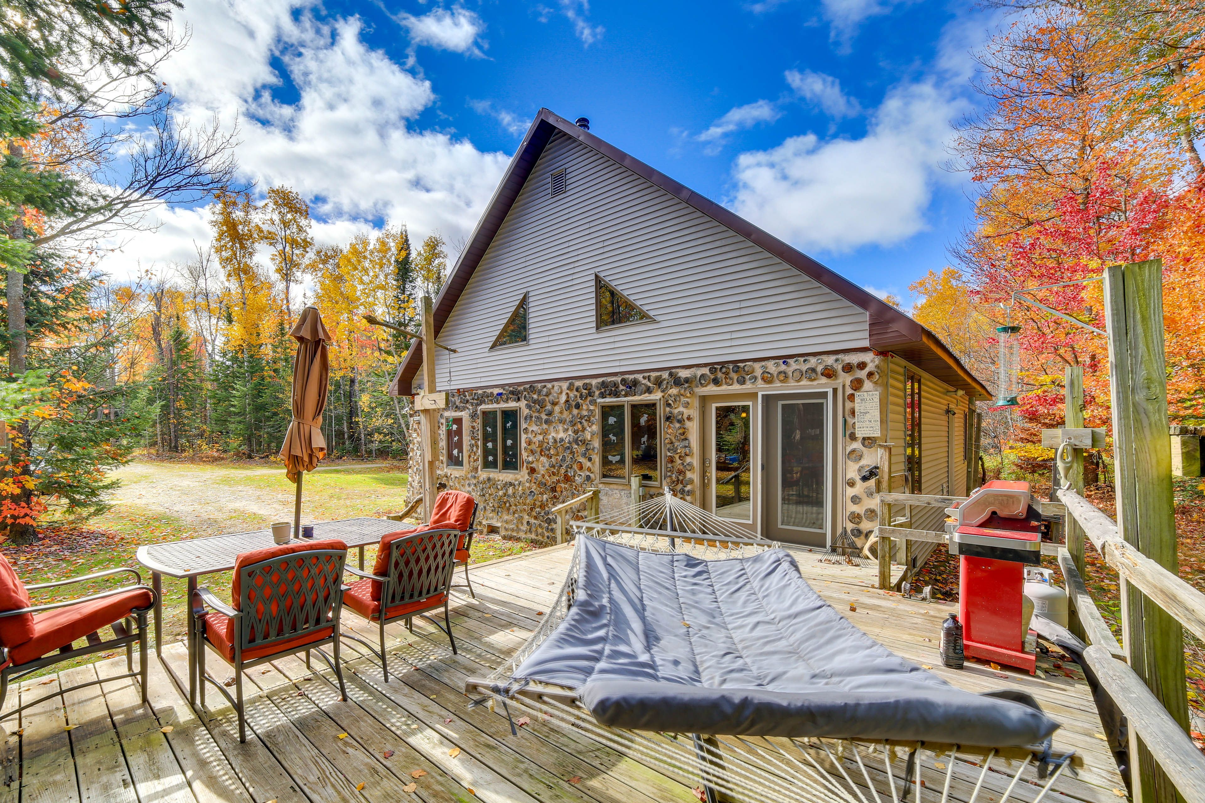 Furnished Deck | Hammock | Outdoor Dining | Gas Grill