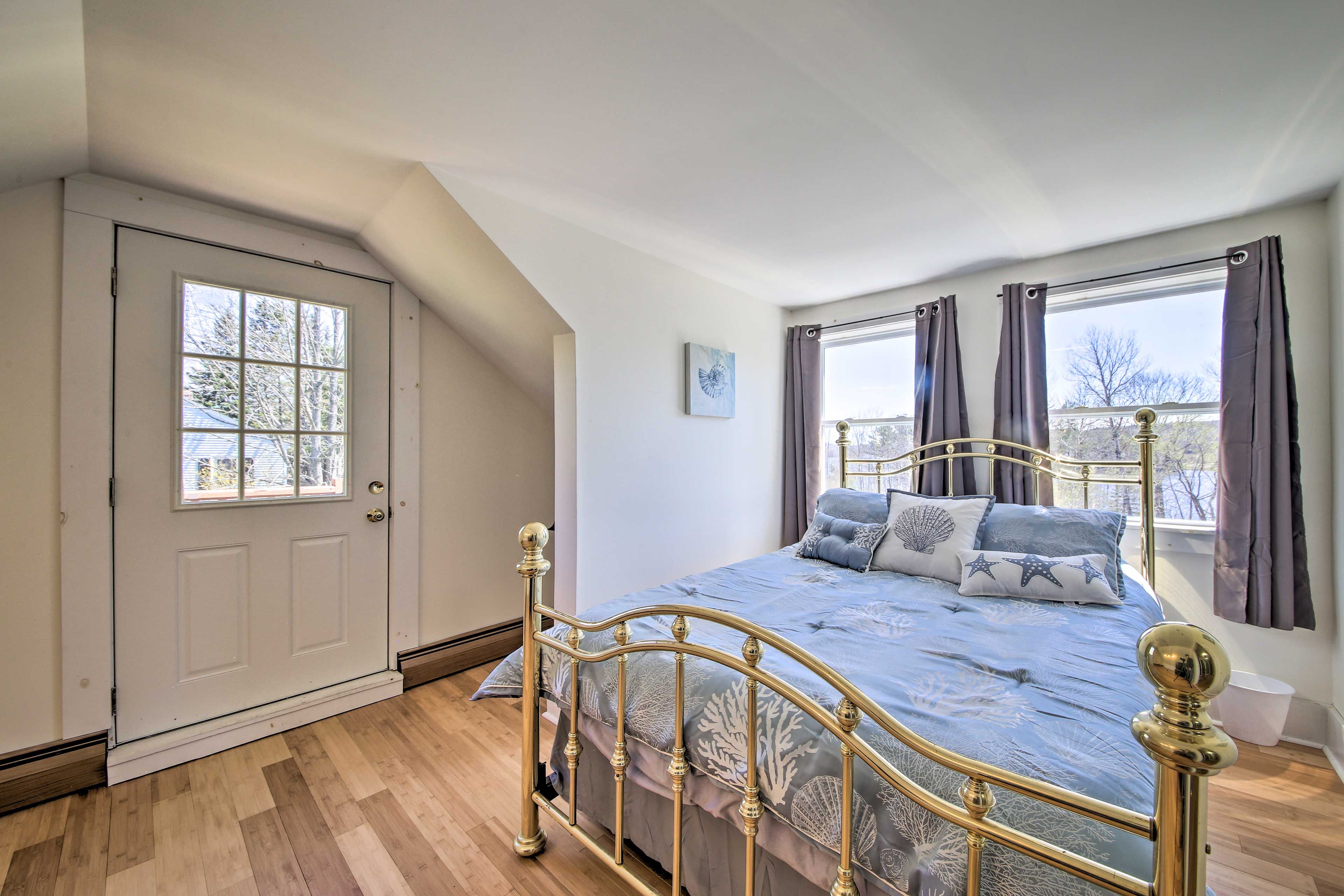 Bedroom 2 | Queen Bed | 2nd Floor