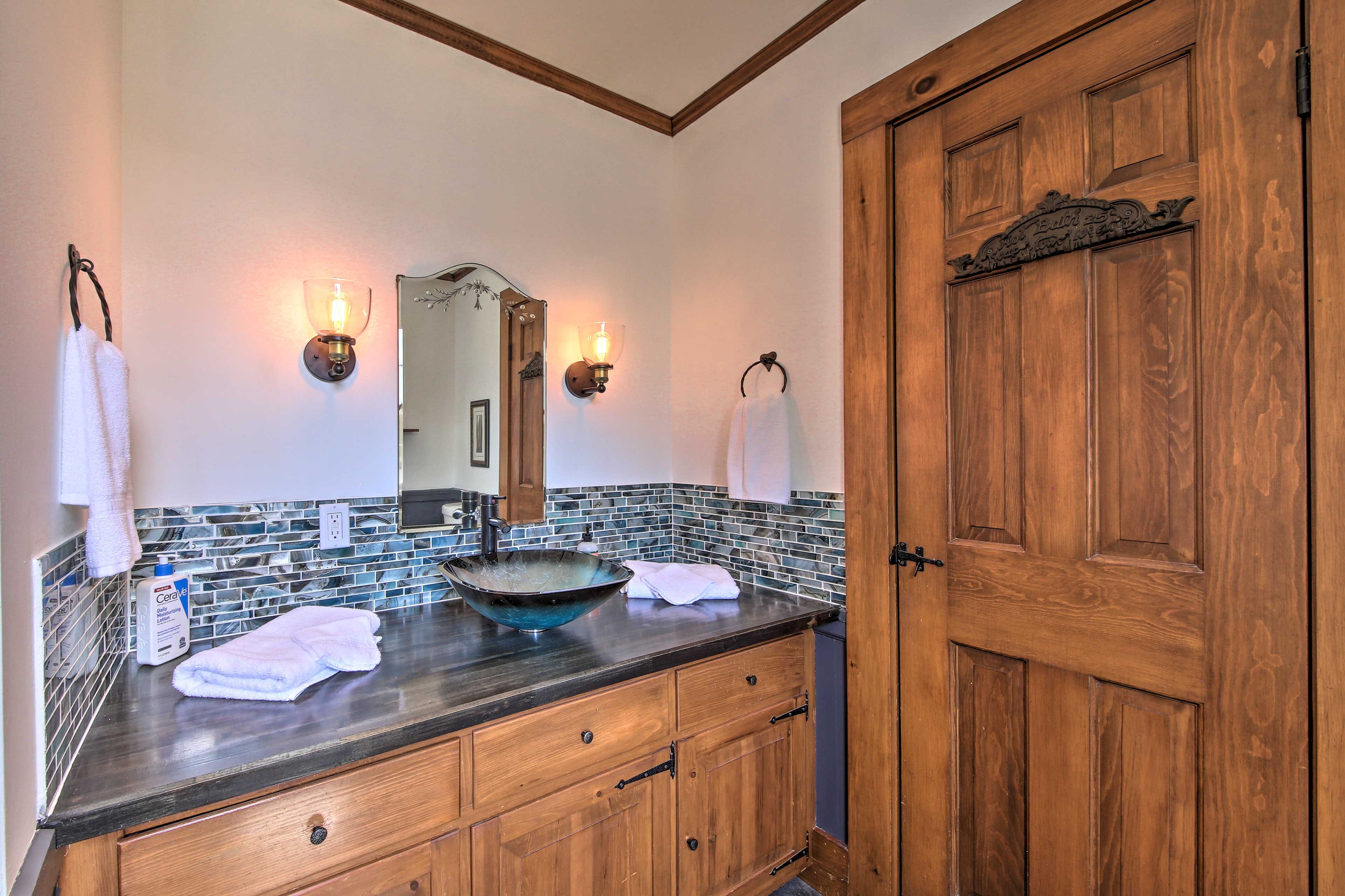 Full Bathroom