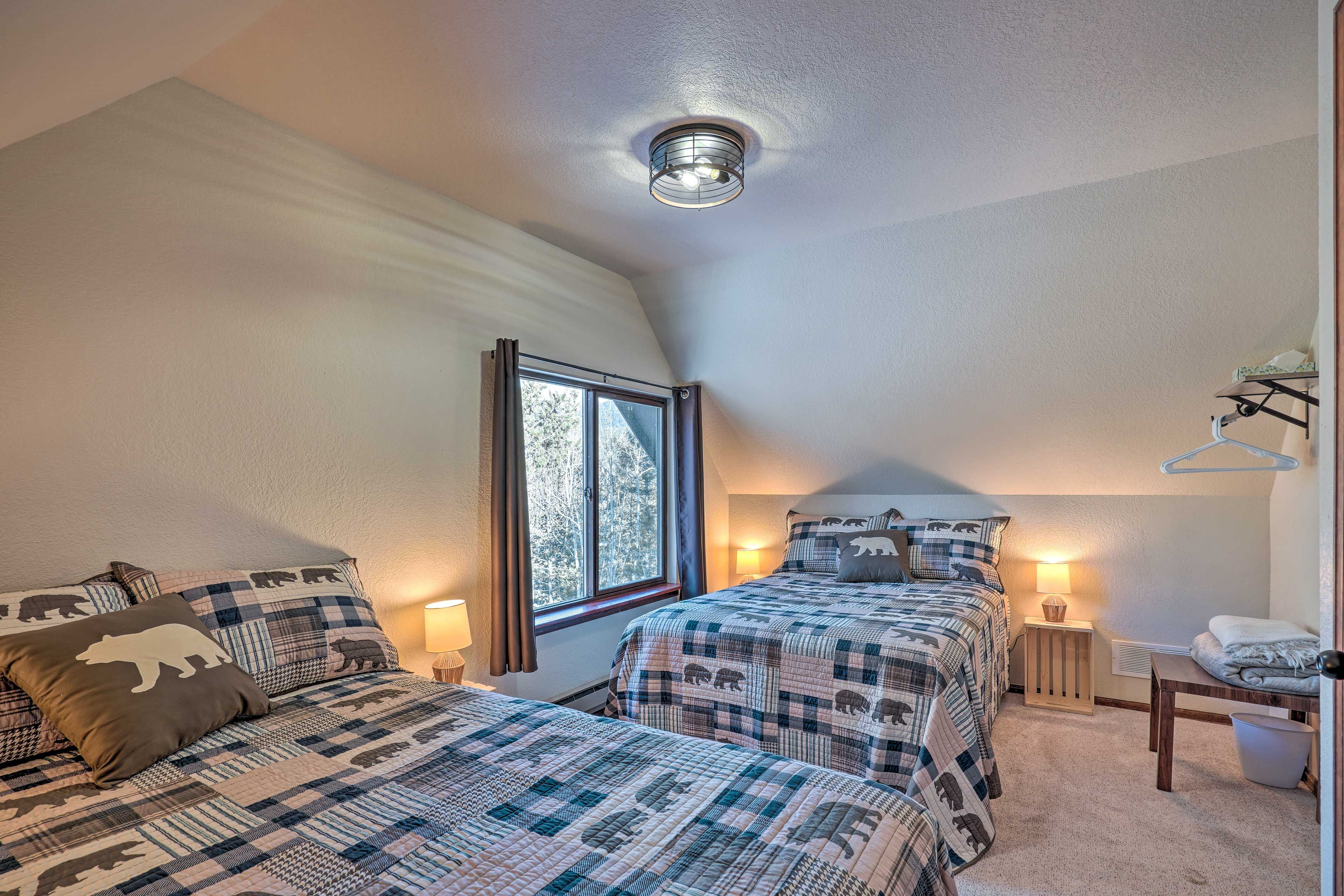 Bedroom 2 | 2 Full Beds | 2nd Floor | Stairs Required