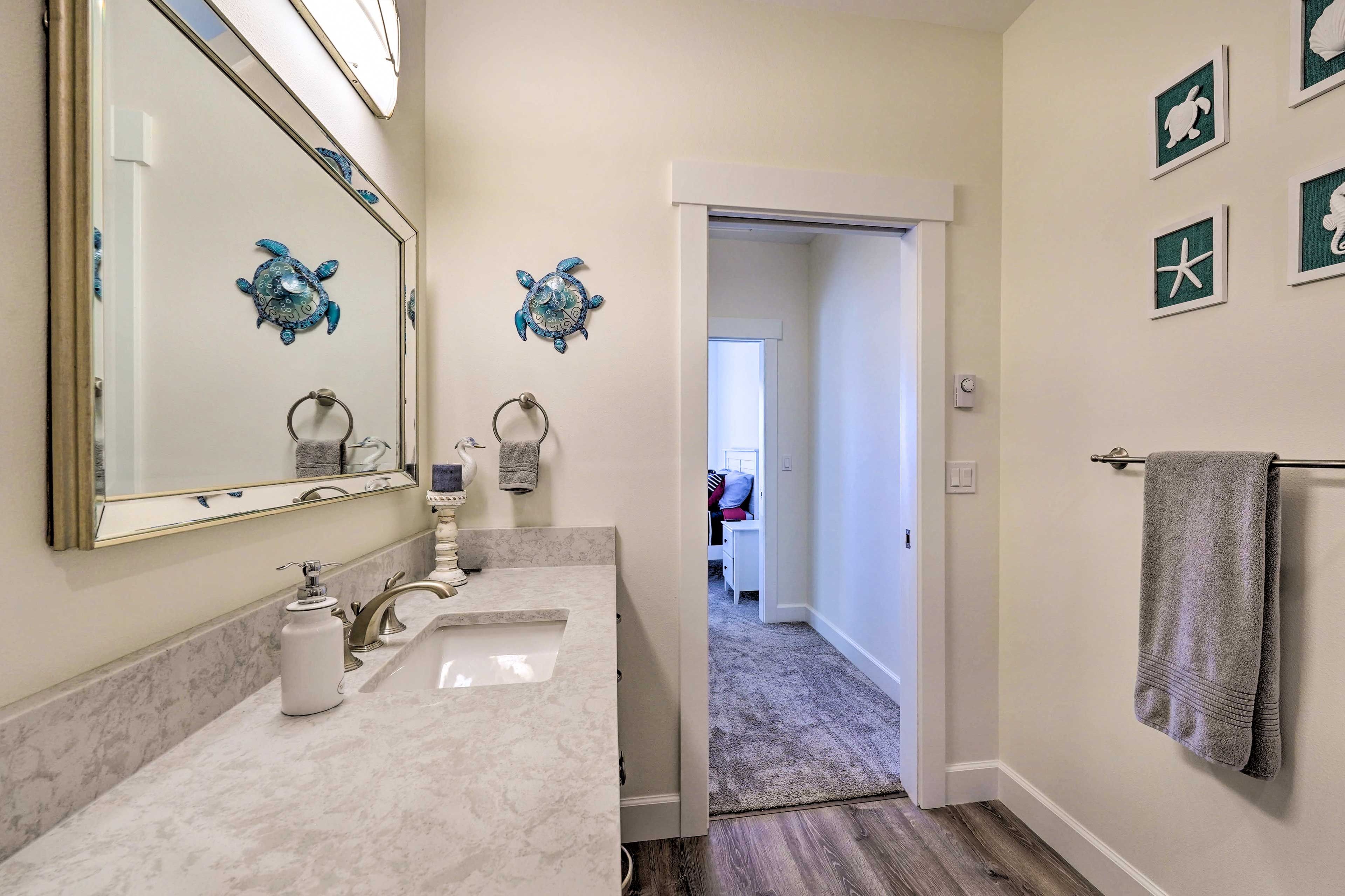 Full Bathroom