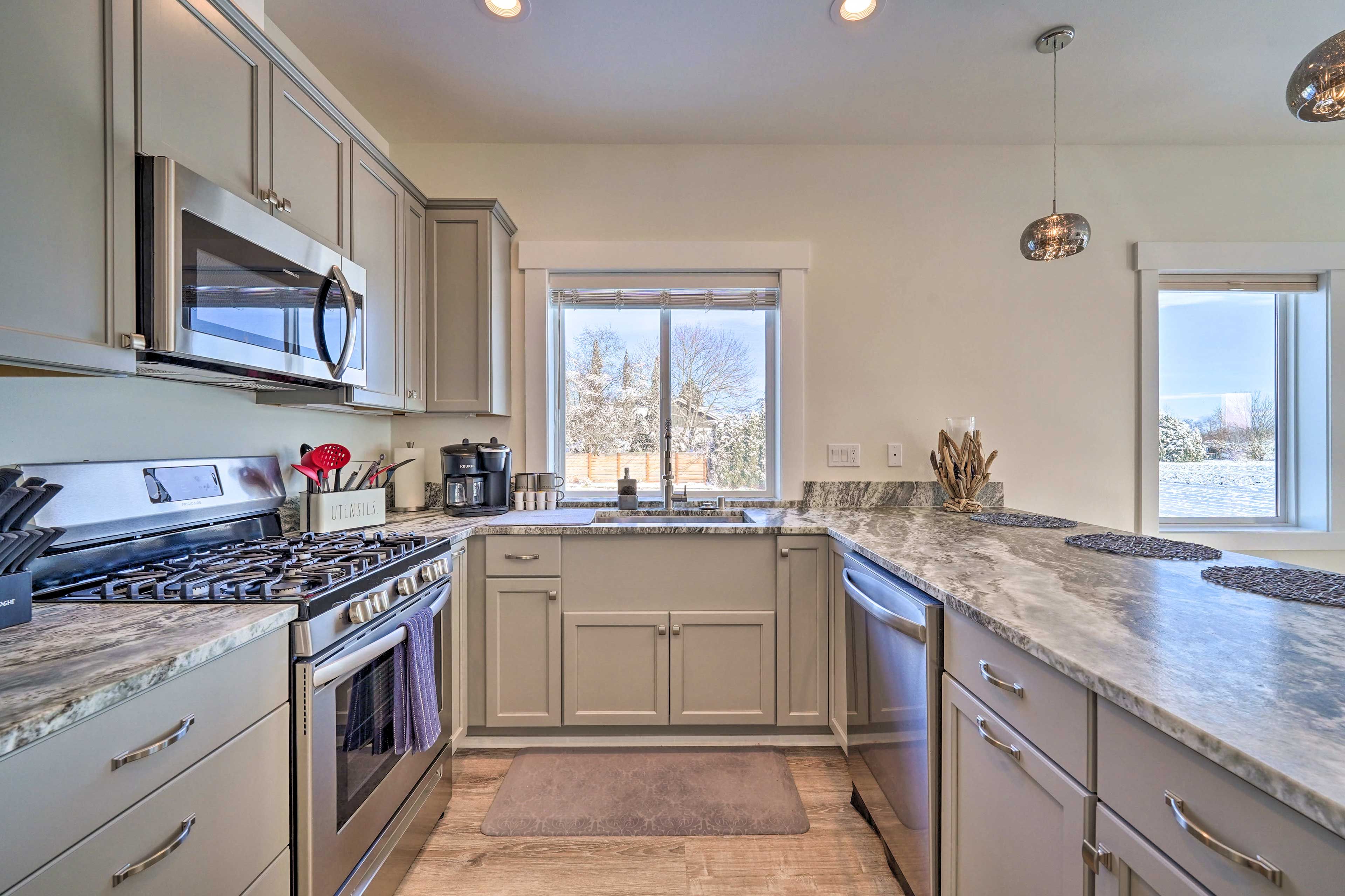 Fully Equipped Kitchen | Complimentary Spices