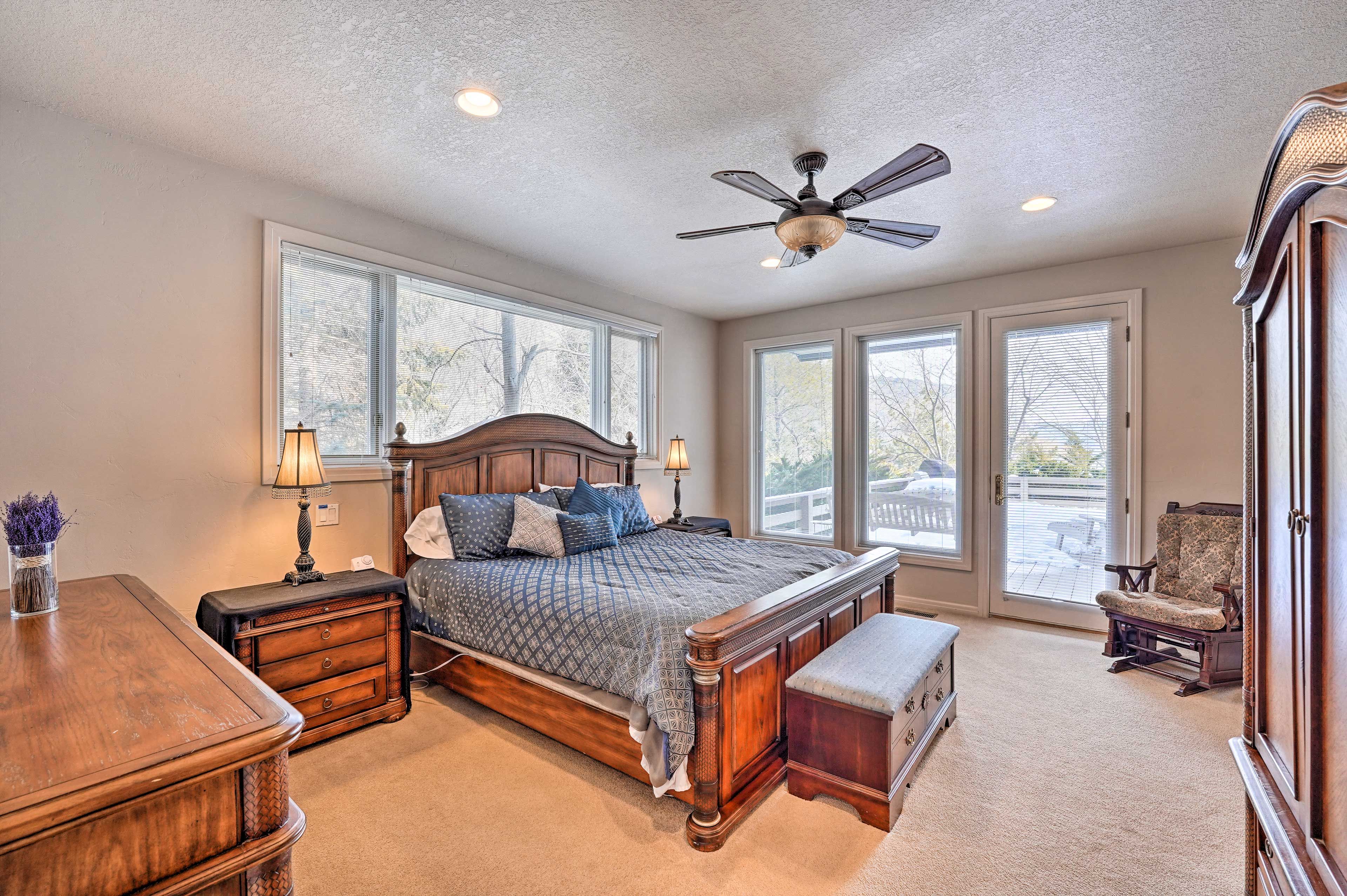 Bedroom 1 | California King Bed