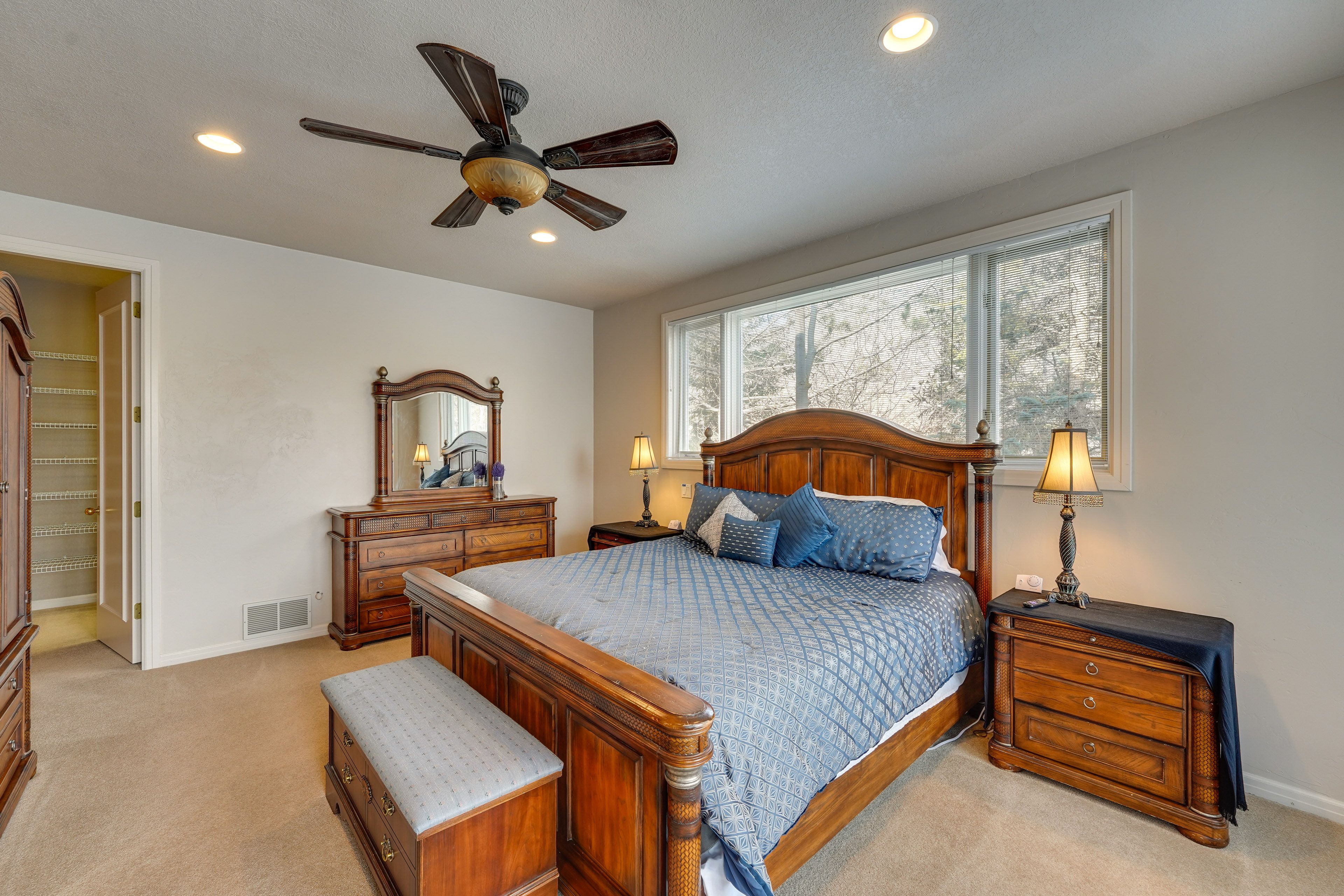 Bedroom 1 | Walk-In Closet