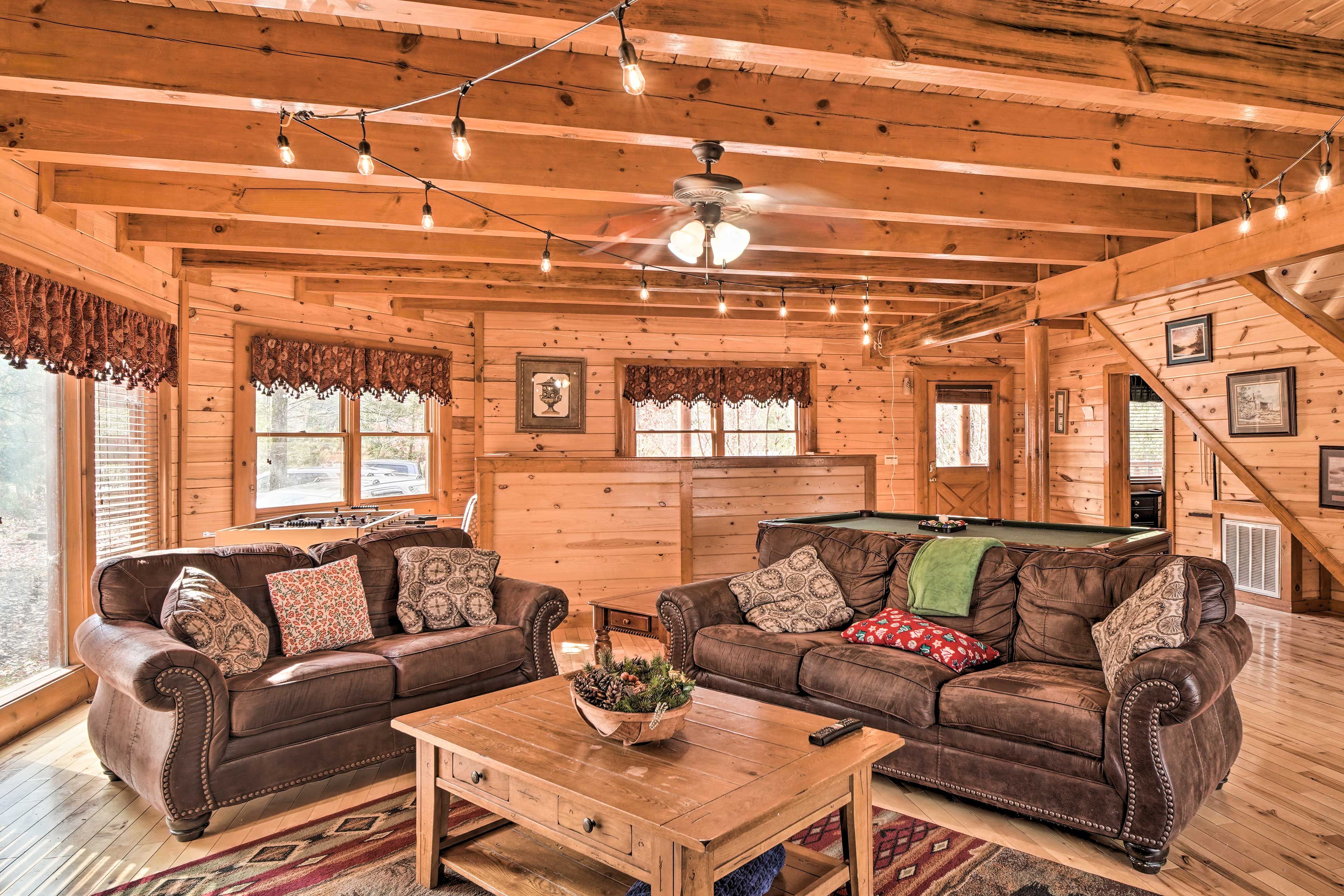 Living Room | Central Air Conditioning