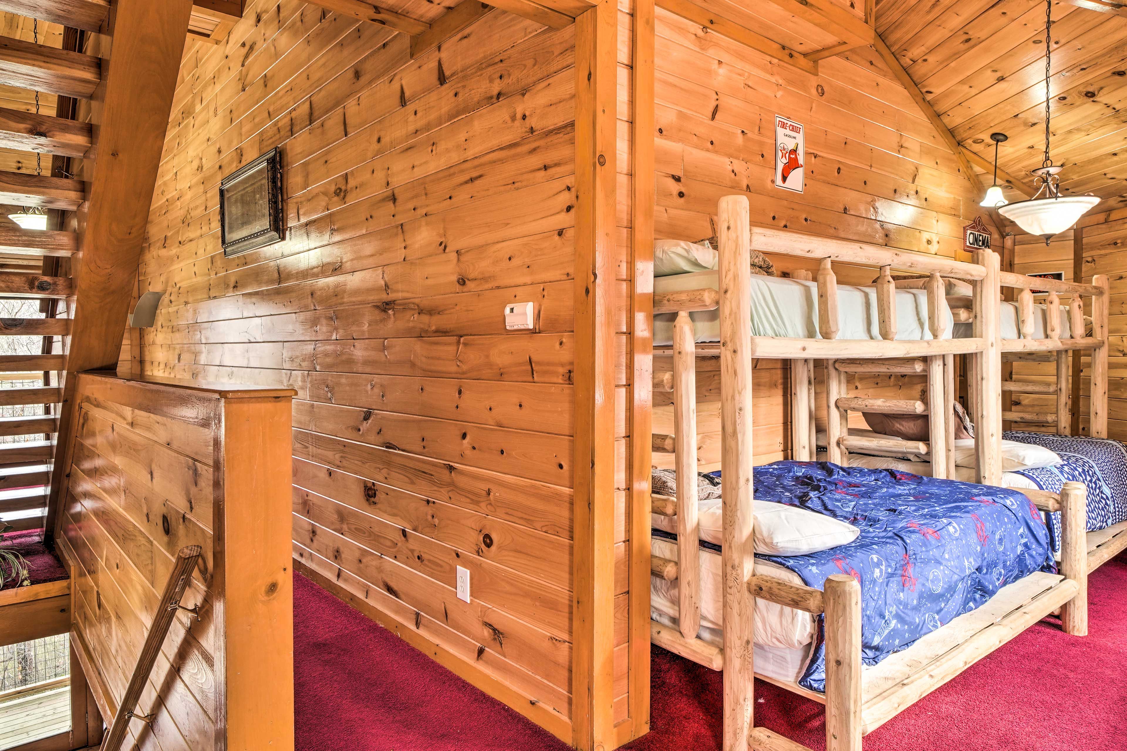 2nd Floor Loft Area | 2 Twin/Full Bunk Beds