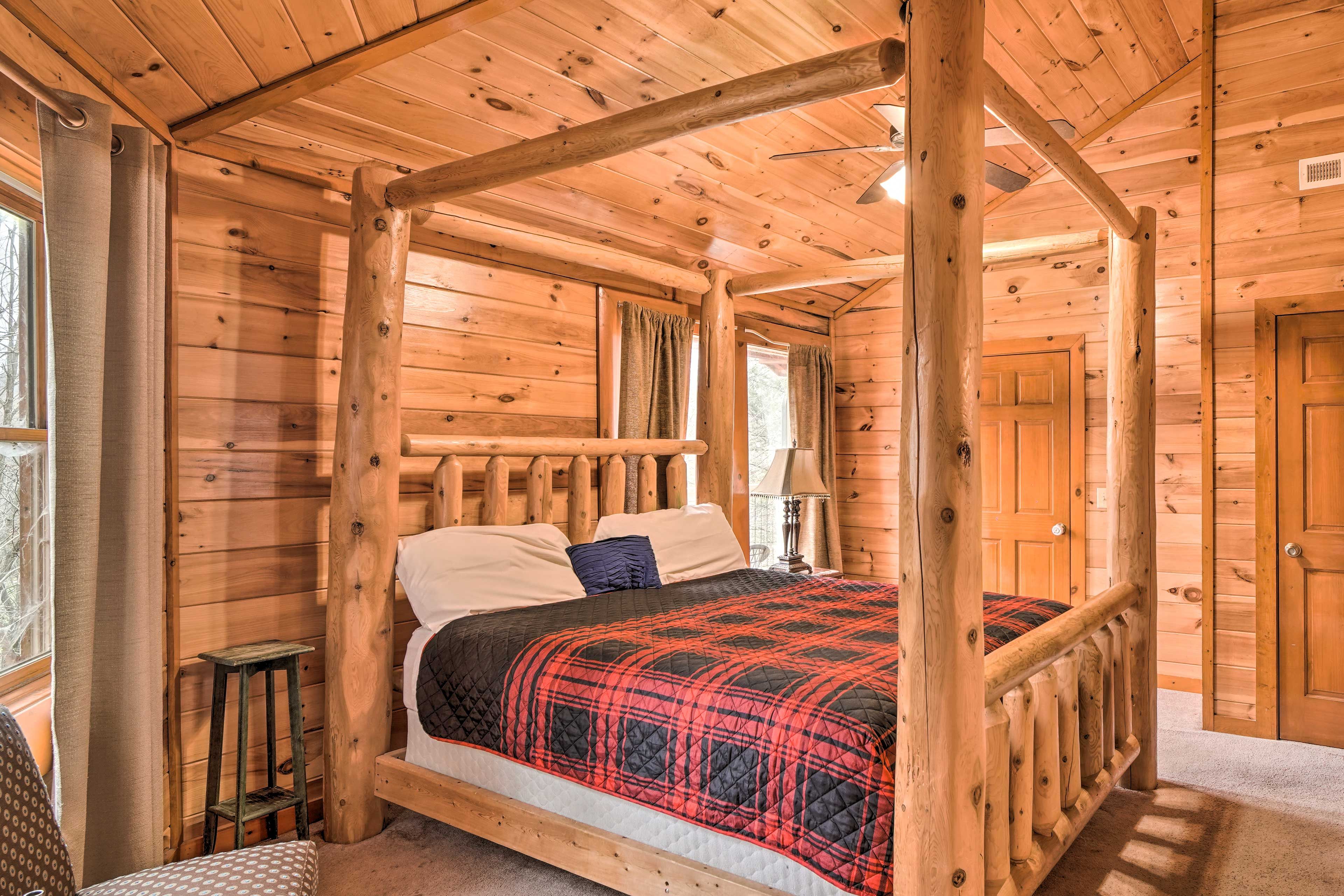 Bedroom 3 | King Bed