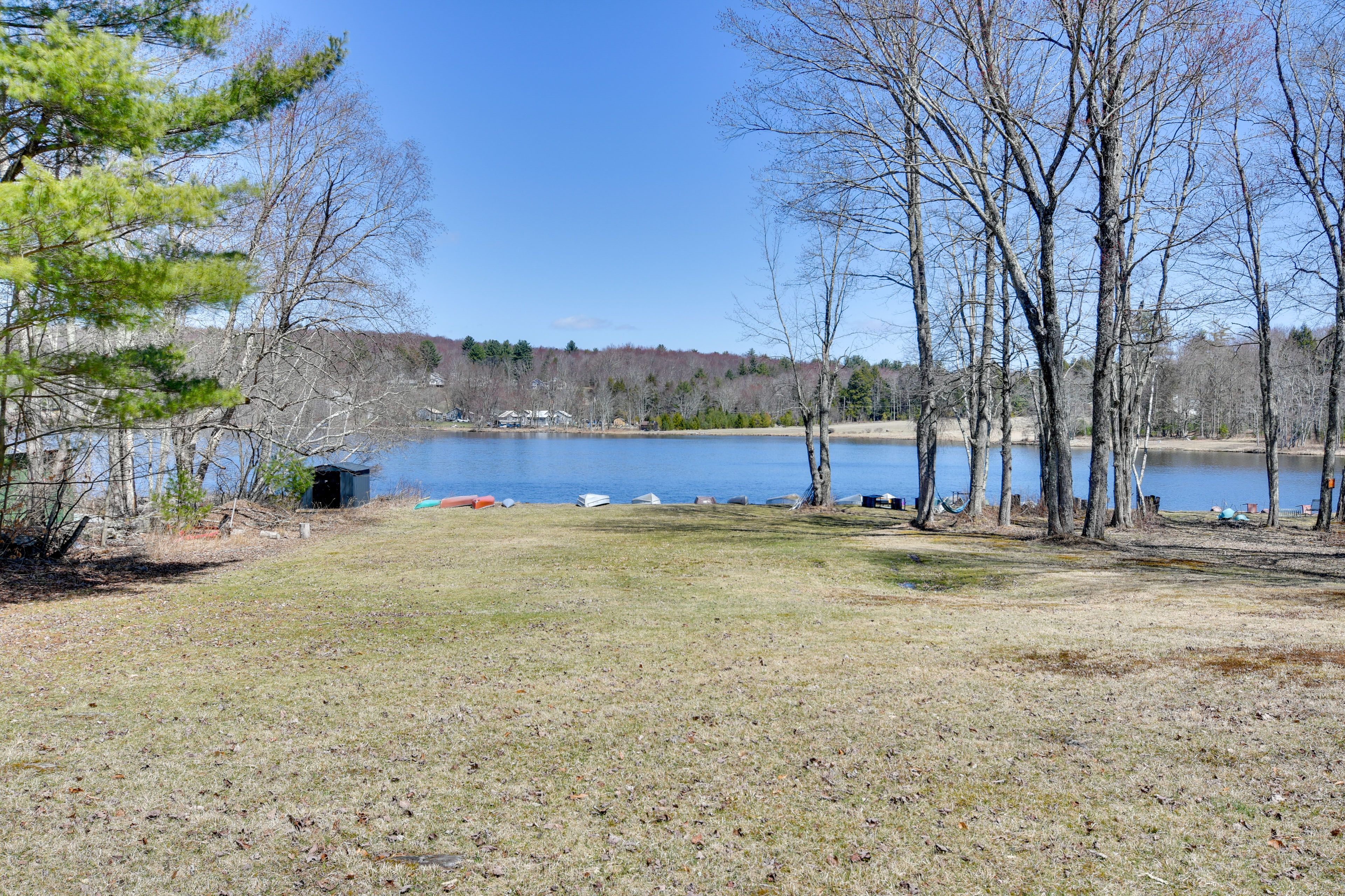 Shared Lake Access | Kayaks | Canoes | Rowboats