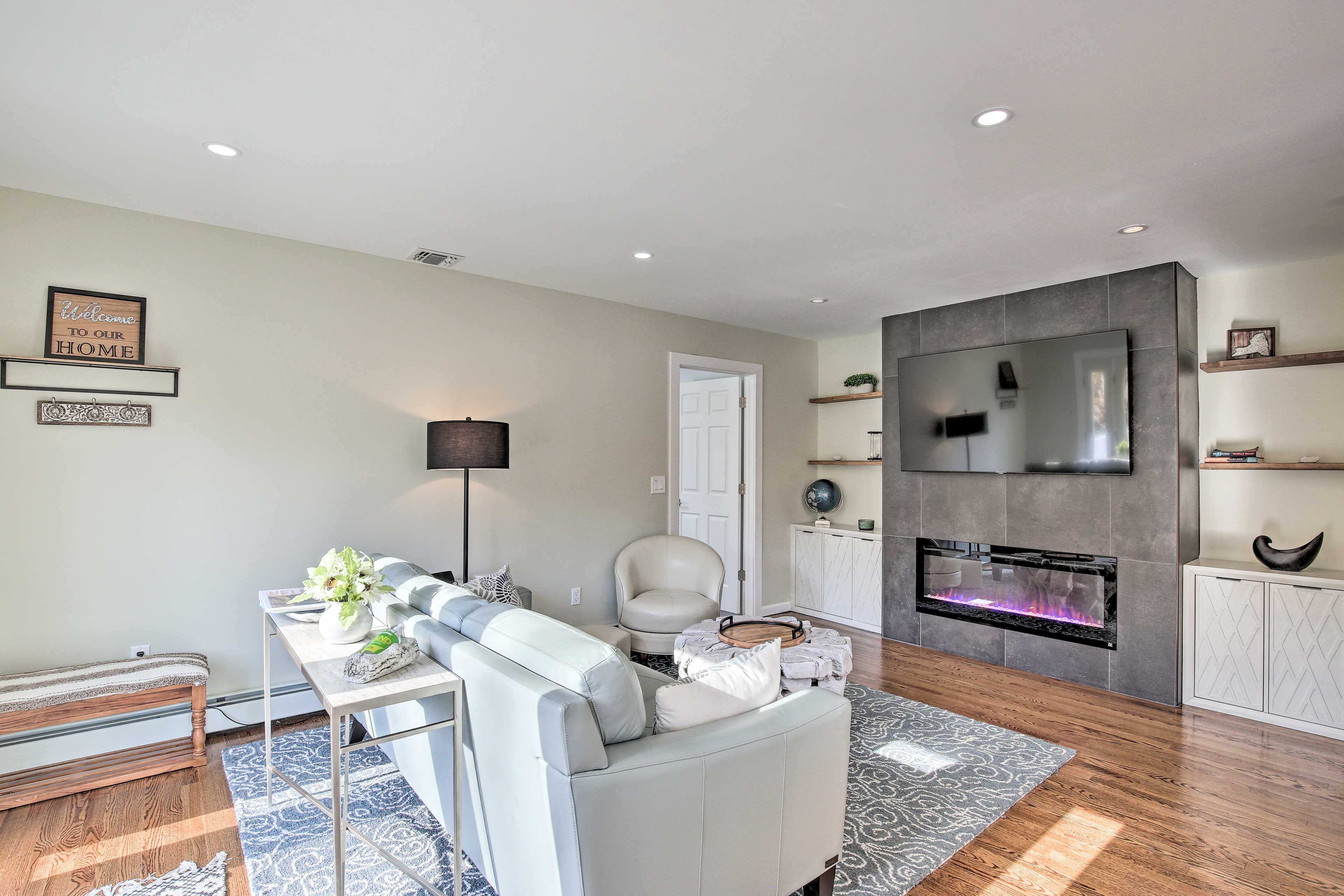 Living Room | Electric Fireplace