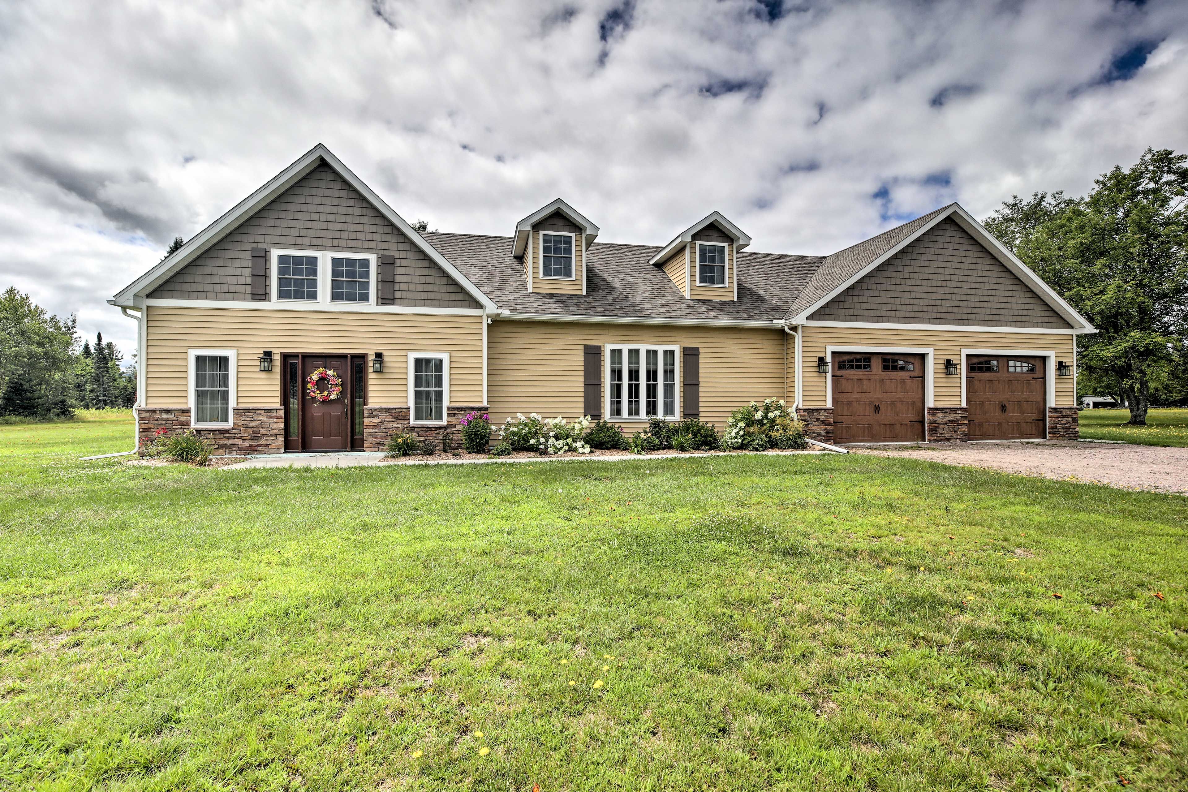 Owls Head Vacation Rental | 3BR | 2BA | 2,150 Sq Ft | Step-Free Entry