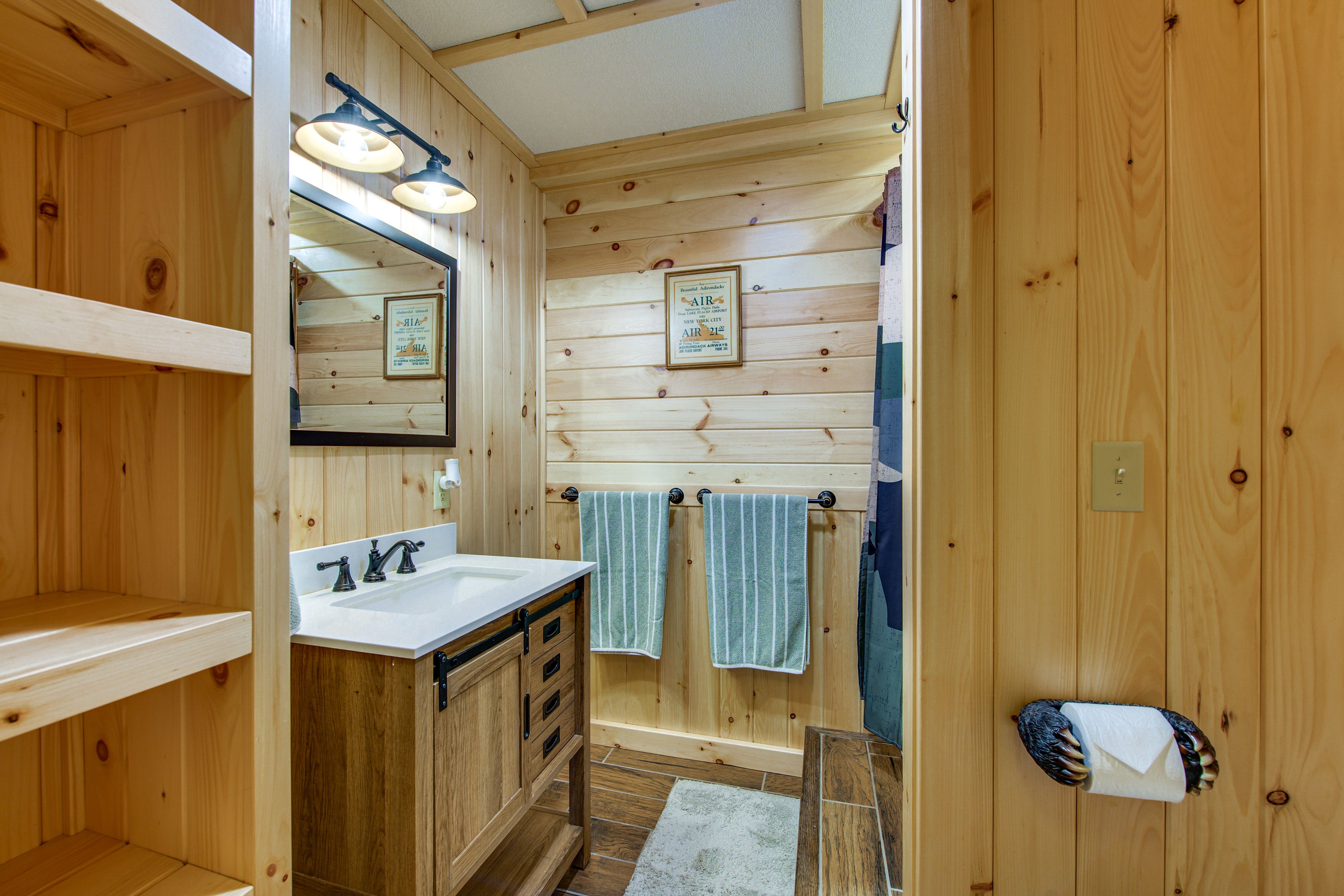 Full Bathroom | Lower Level