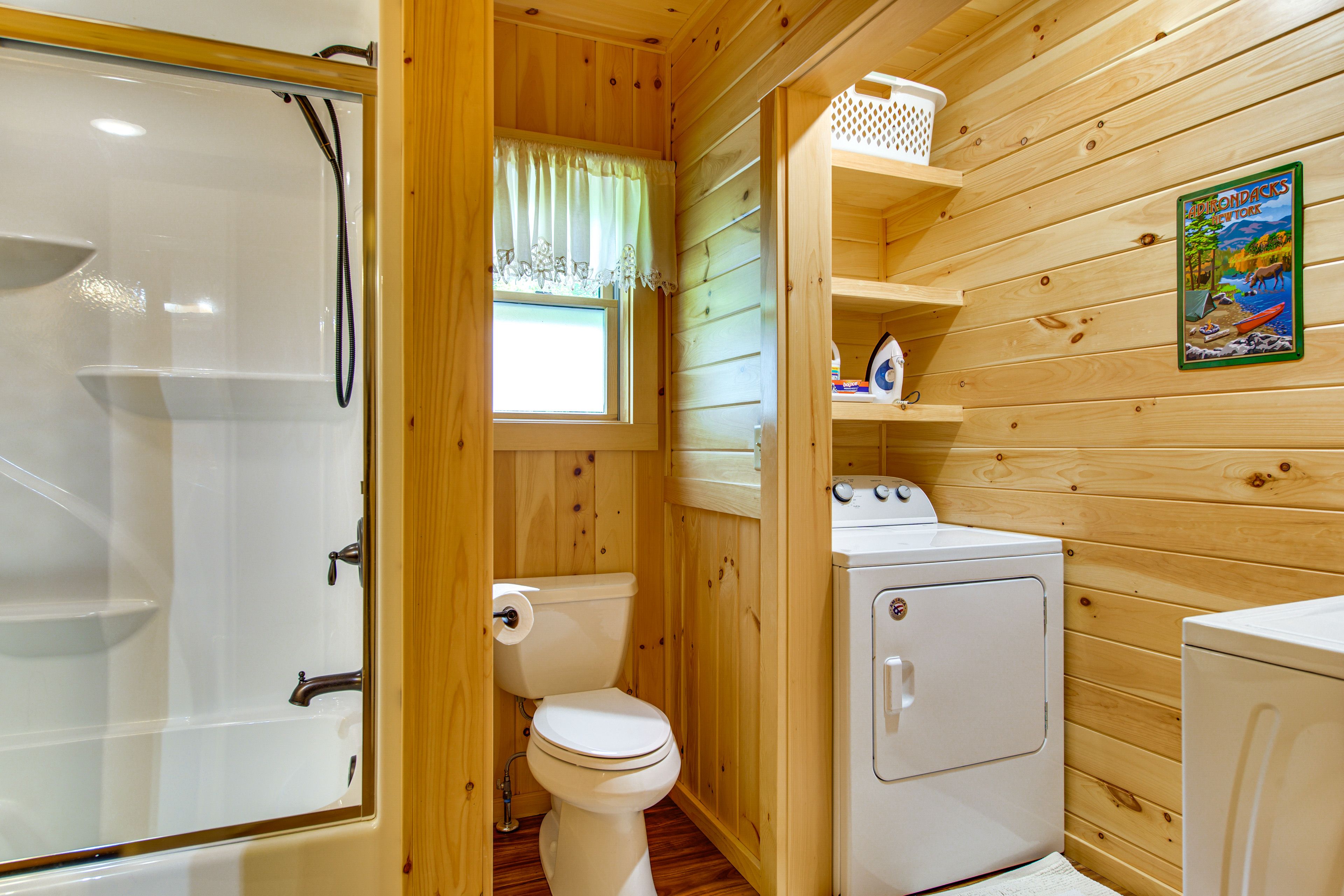 Full Bathroom | Main Level | Washer & Dryer