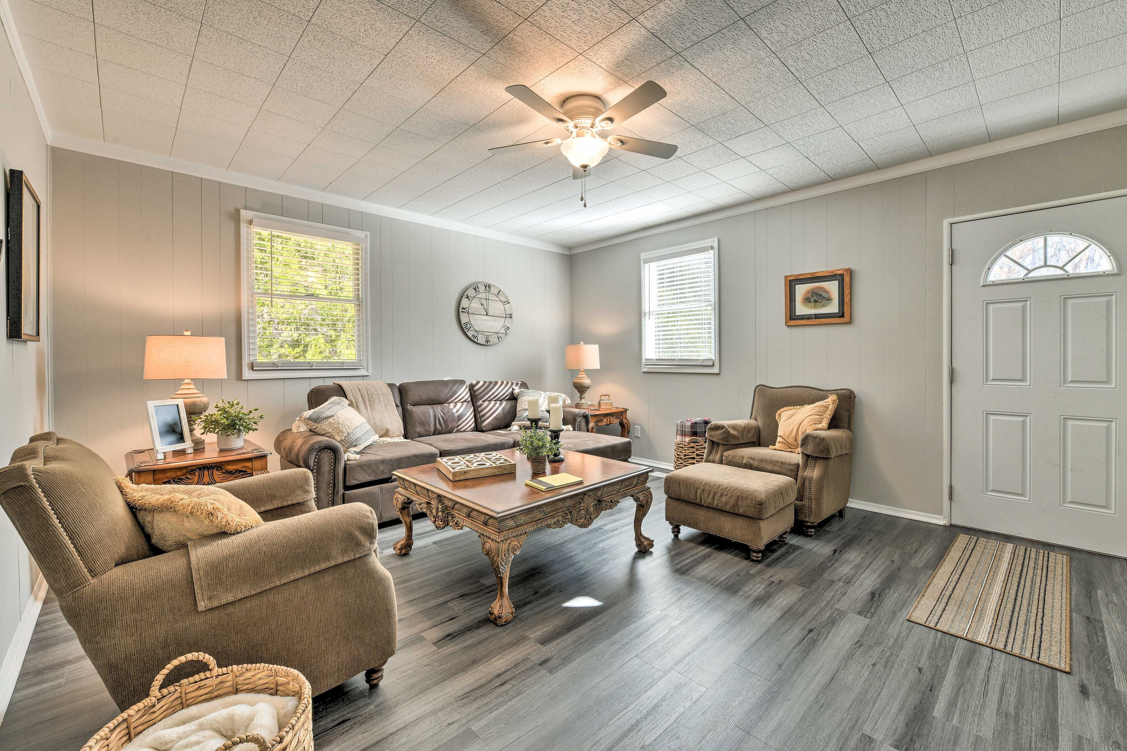 Living Room | Smart TV | Electric Fireplace