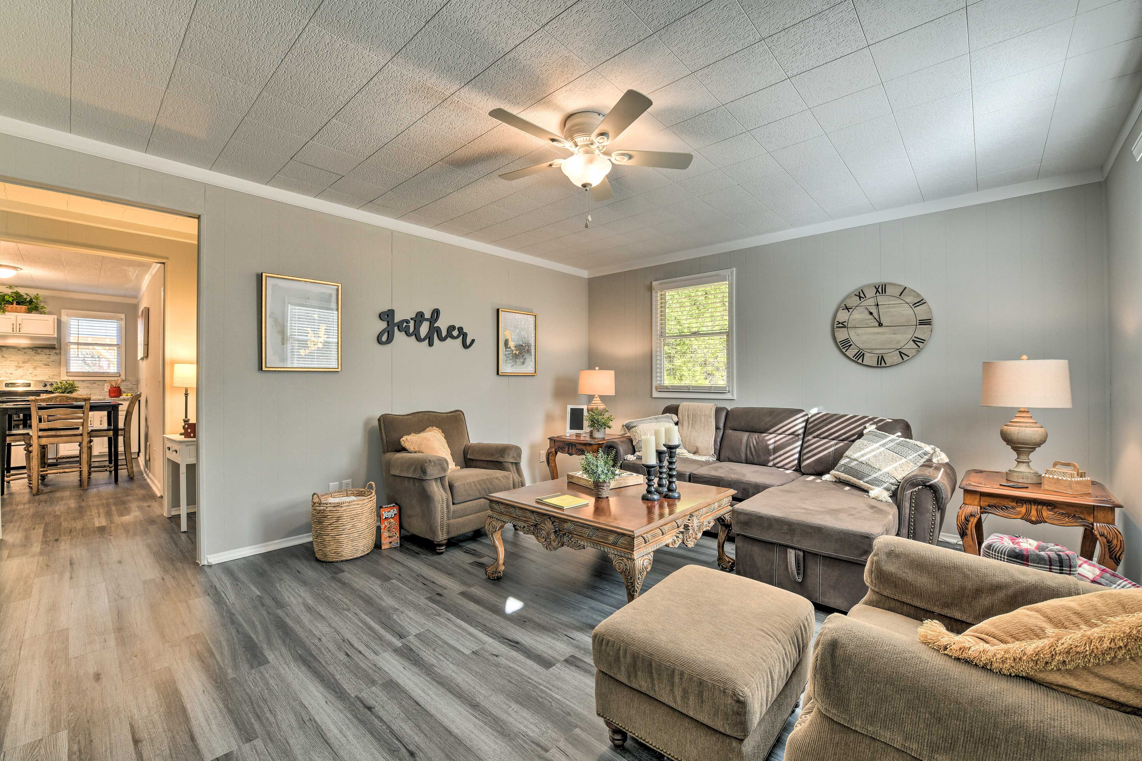 Living Room | Sleeper Sofa