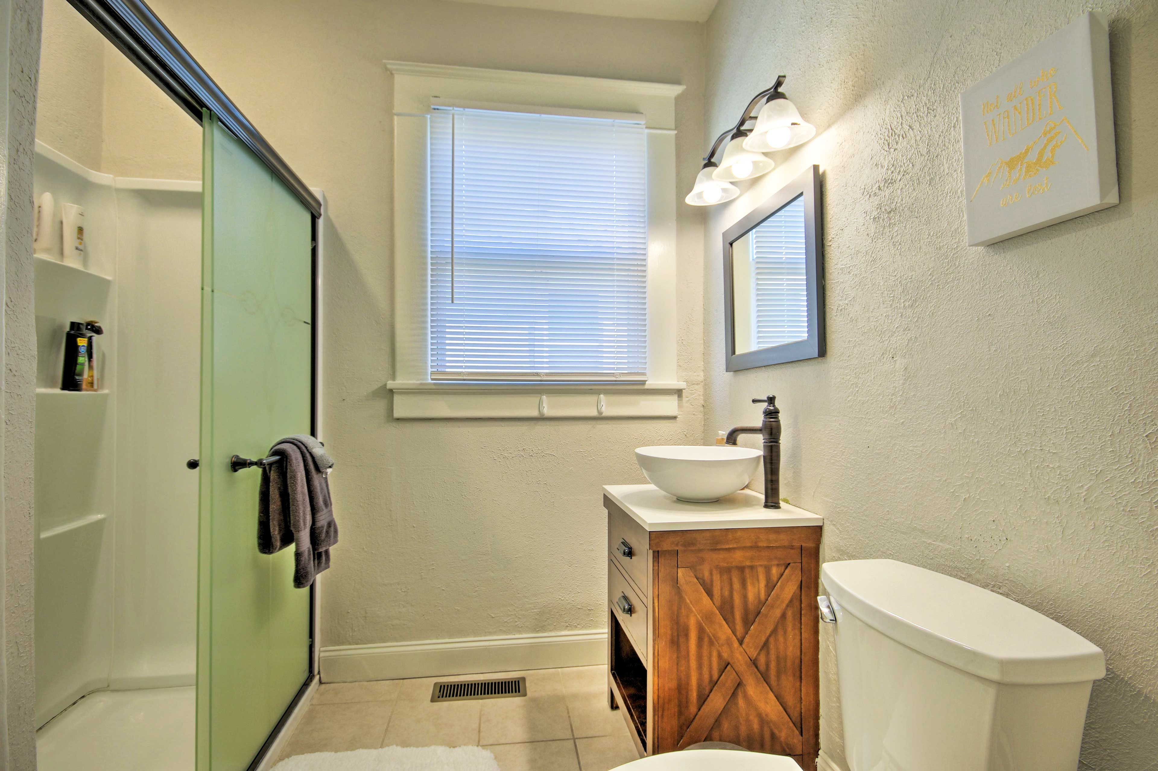 Bathroom | Towels Provided