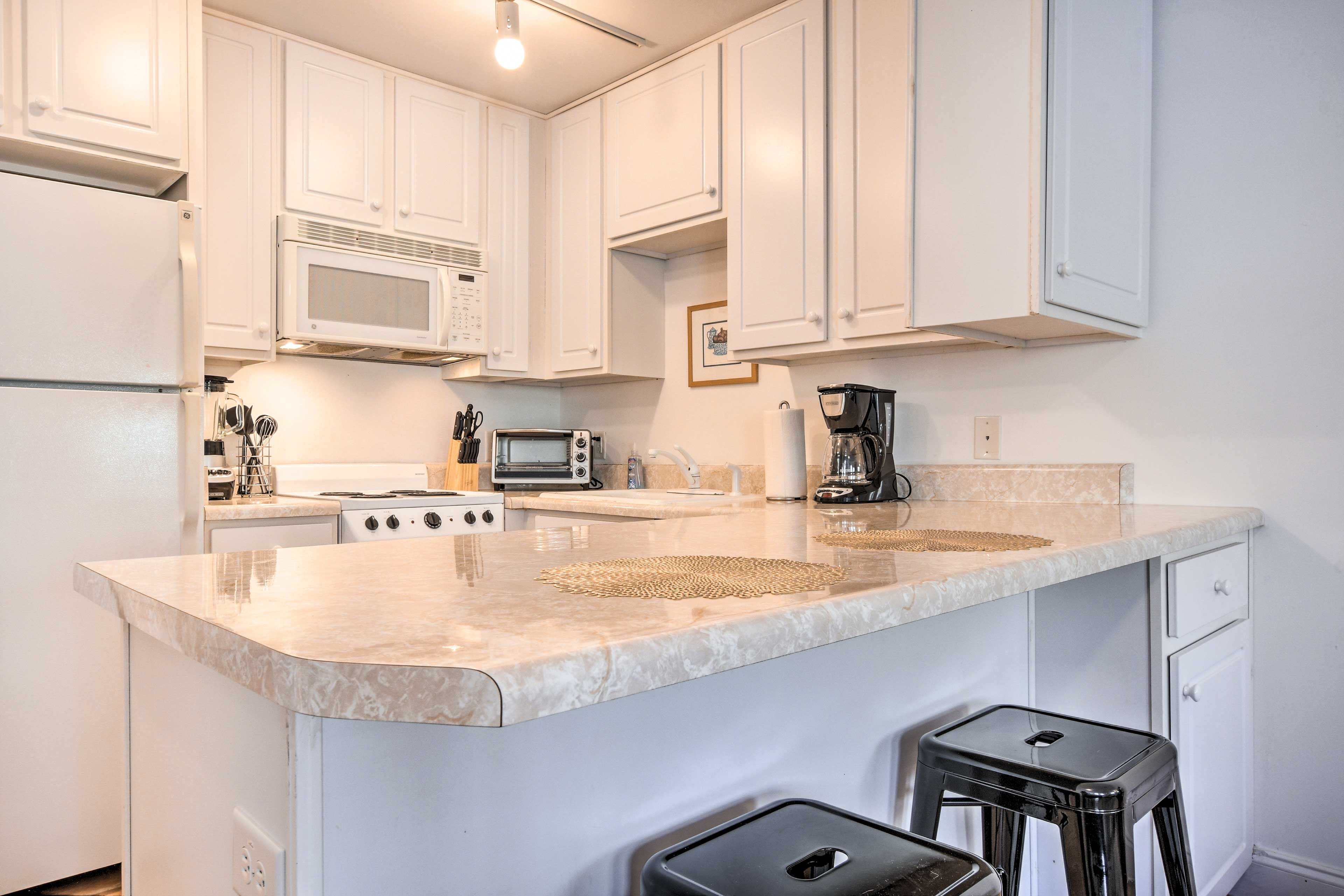 Kitchen | Breakfast Bar