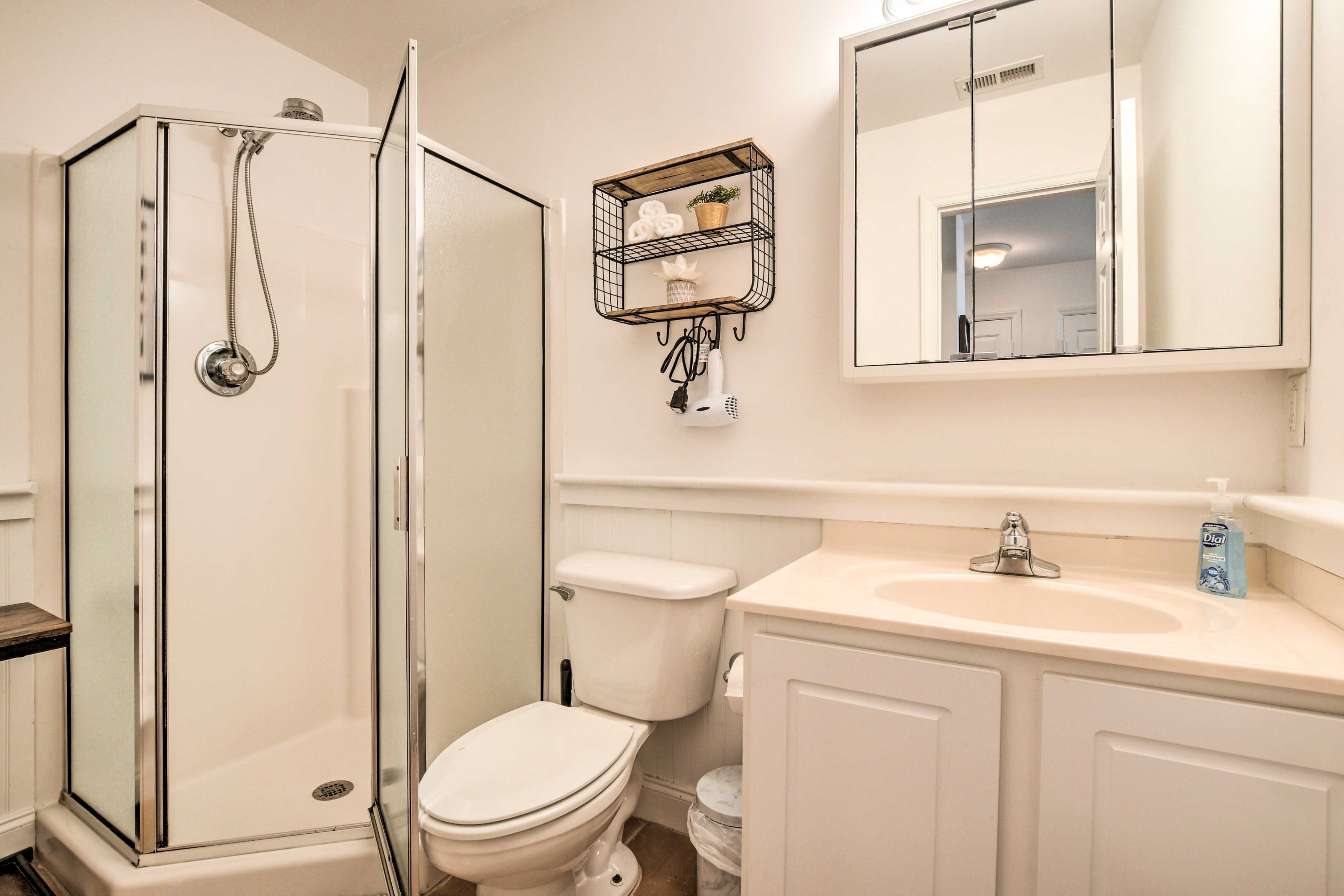 Full Bathroom